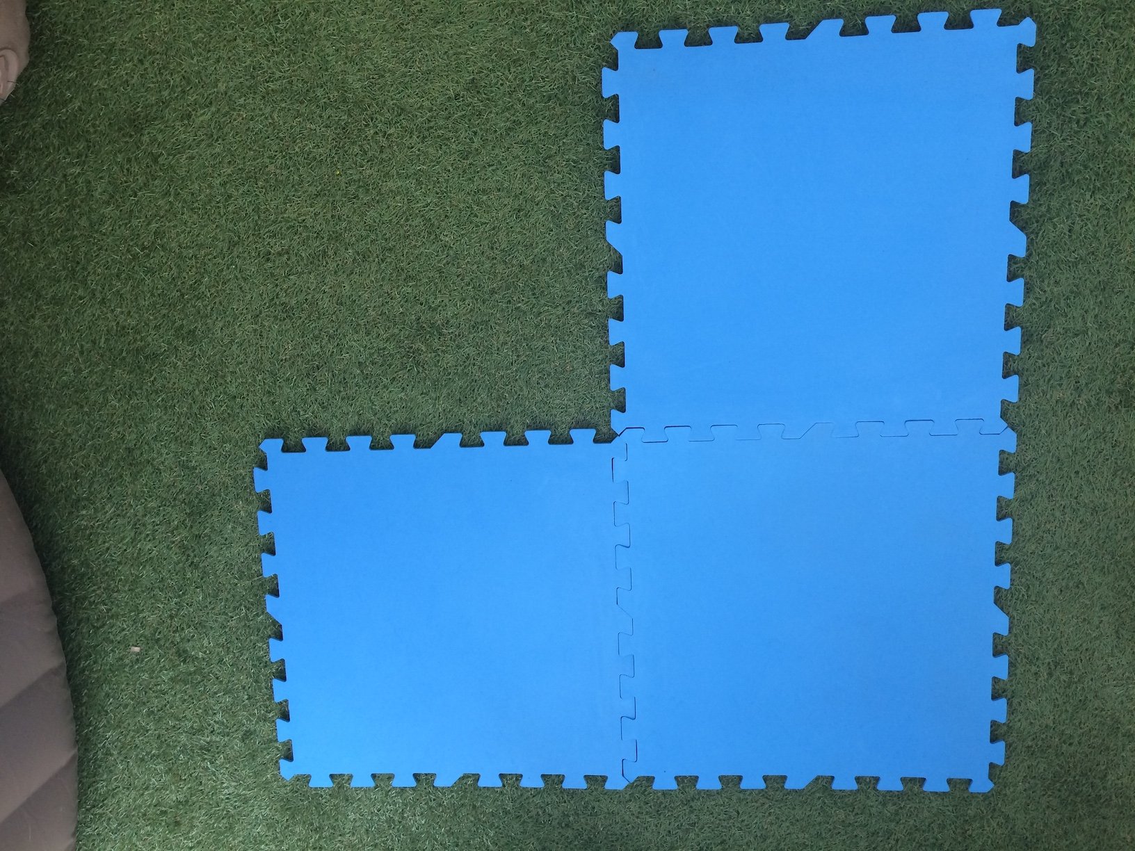 San Marco Tappeto sotto Piscina, Tappeto per sotto Piscina, Disponibile Blu o Effetto Prato, Tappeto per Piscina Fuori Terra. (4 CF, Blu)