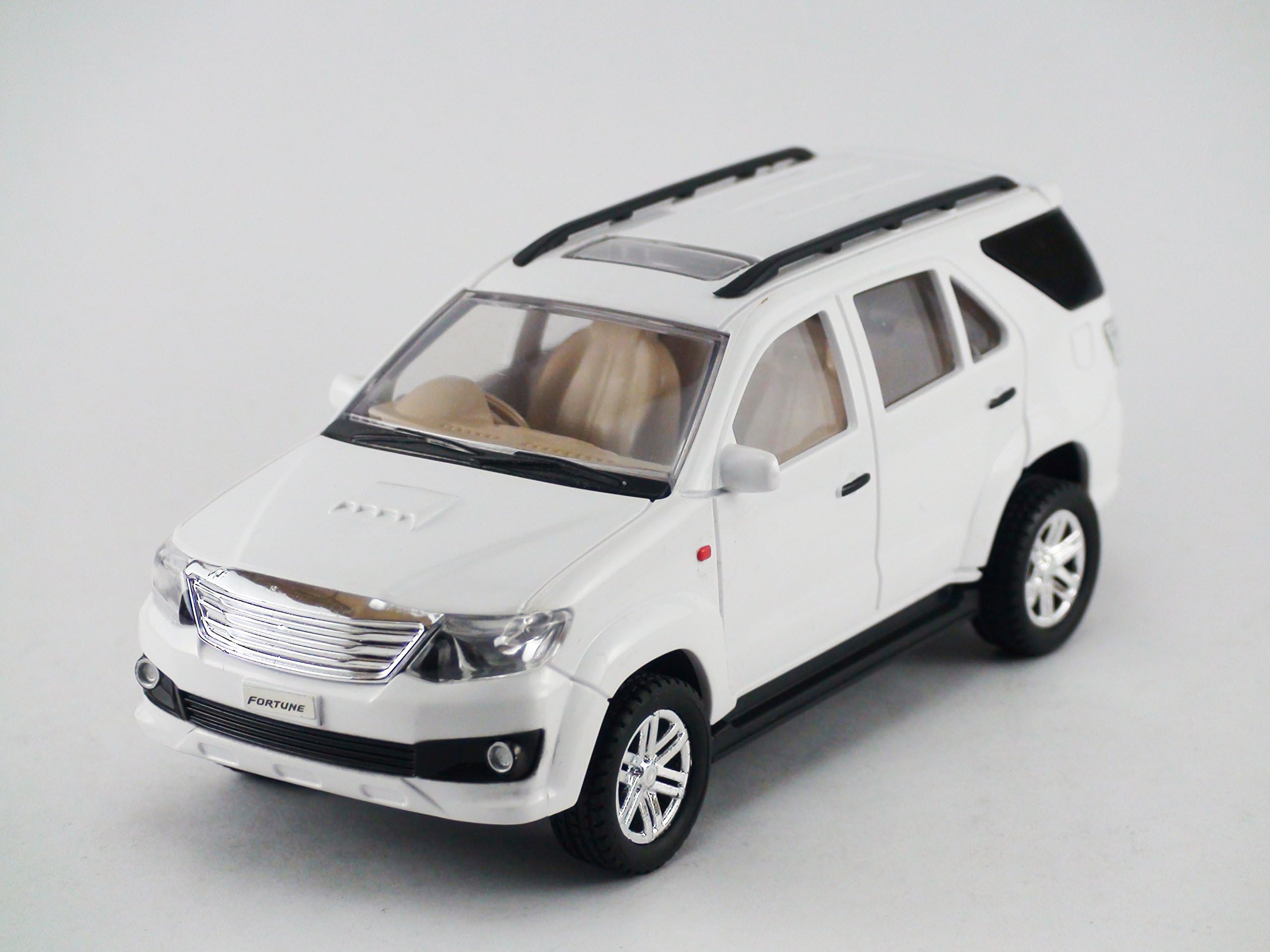 Centy Toys Plastic Fortuner Model Car, Pack Of 1, White, Kid,Adult,Toddler
