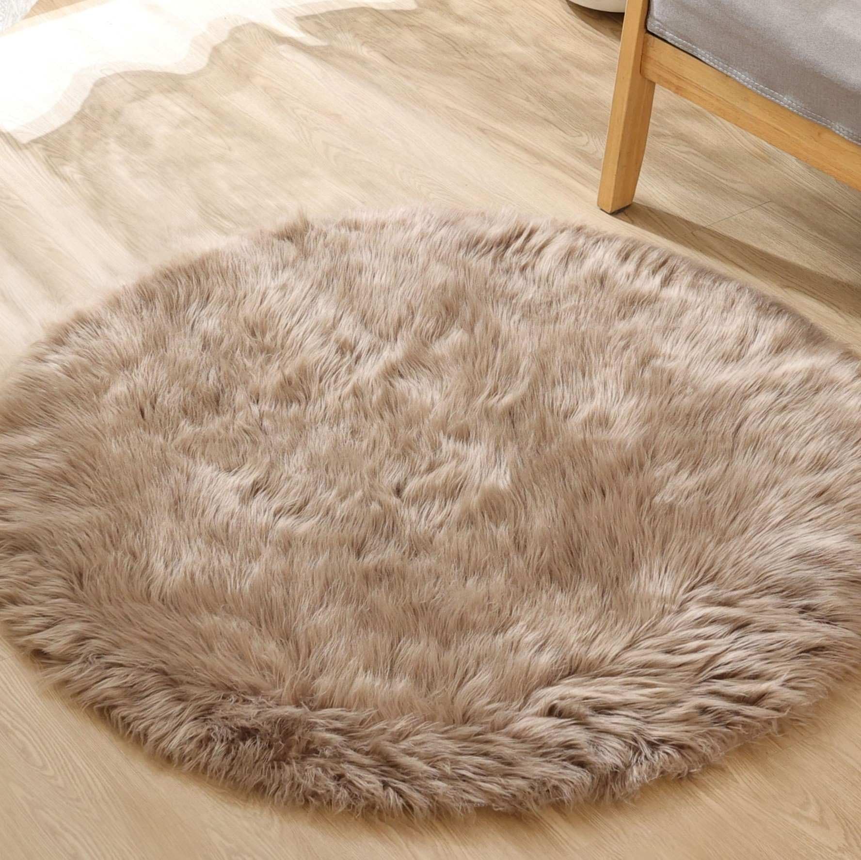 ORINOVA Teppich Rund Beige Flauschig 90 cm Kunstfell Fellteppich Kuschelteppich Weich Waschbar Bettvorleger Schlafzimmer Deko Wohnzimmer