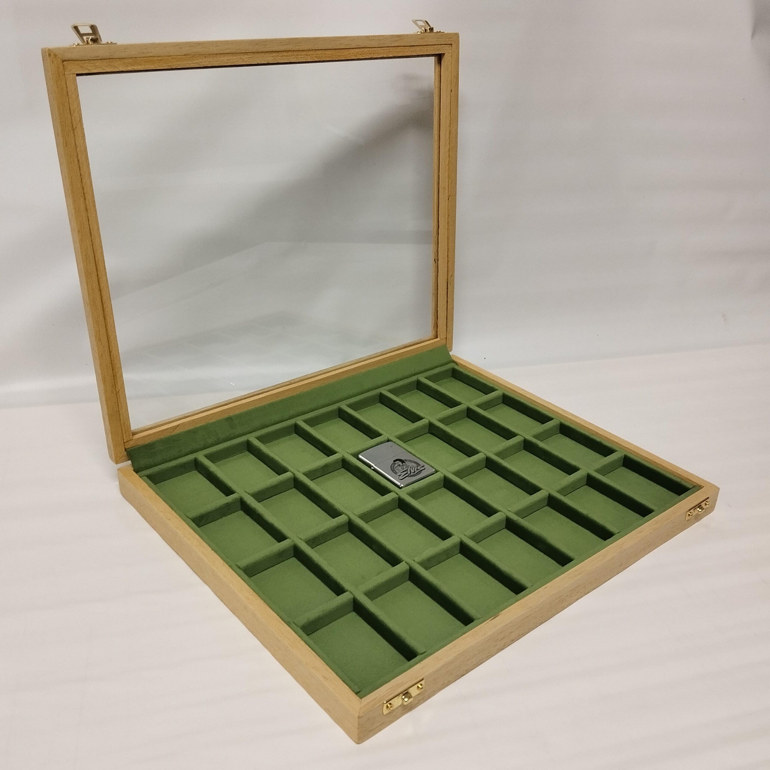 Espositore per accendini Zippo da collezione, vetrina in legno con vetro 28 scomparti, da tavolo o parete, artigianale Made in Italy - Coins&More