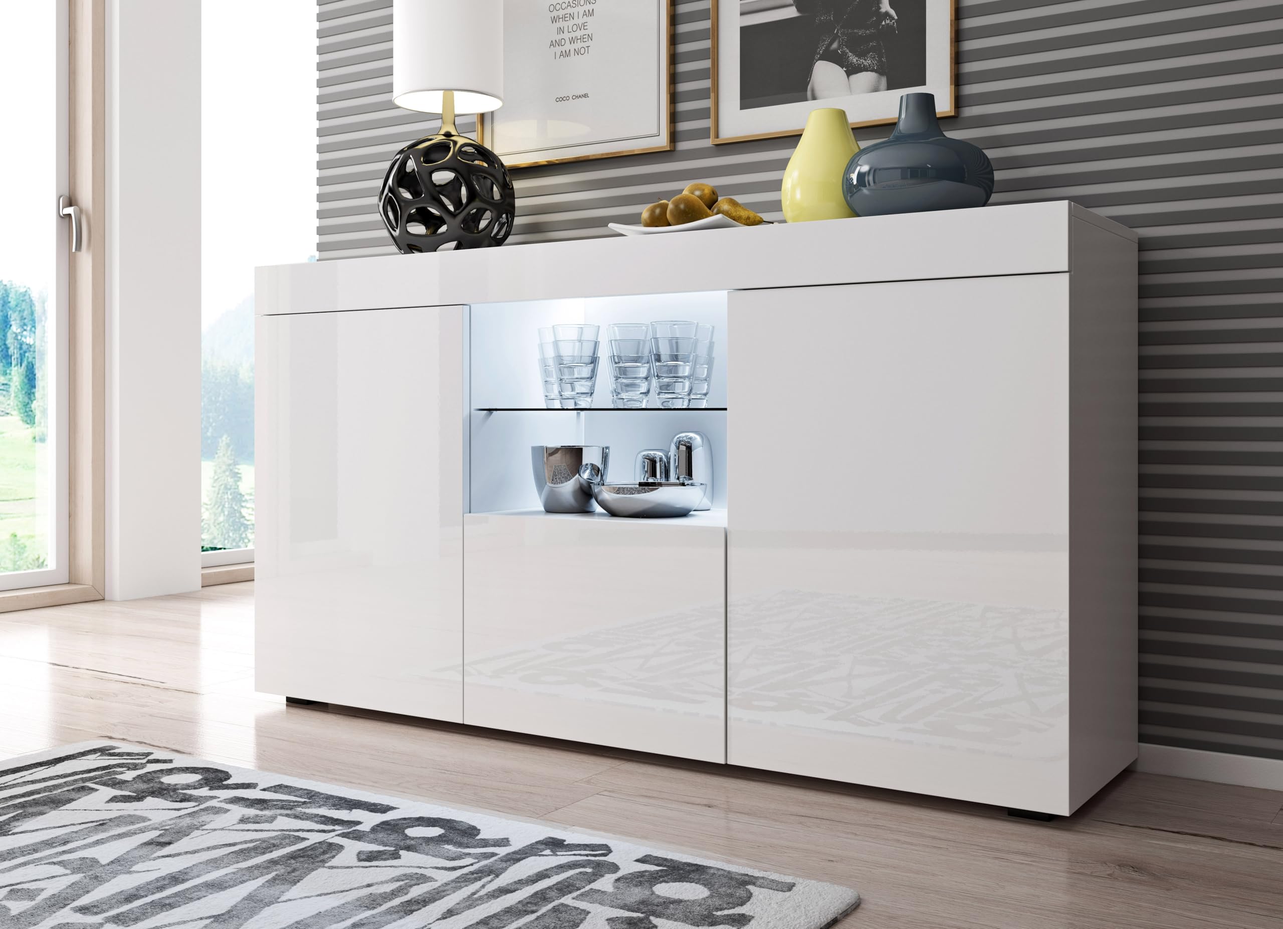 MB Muebles Bonitos | Aparador Sefora para Salón Comedor Moderno de 3 Puertas | Luces Led | Mueble Auxiliar | Melamina Brillo Color Blanco | 135x72x34 cm