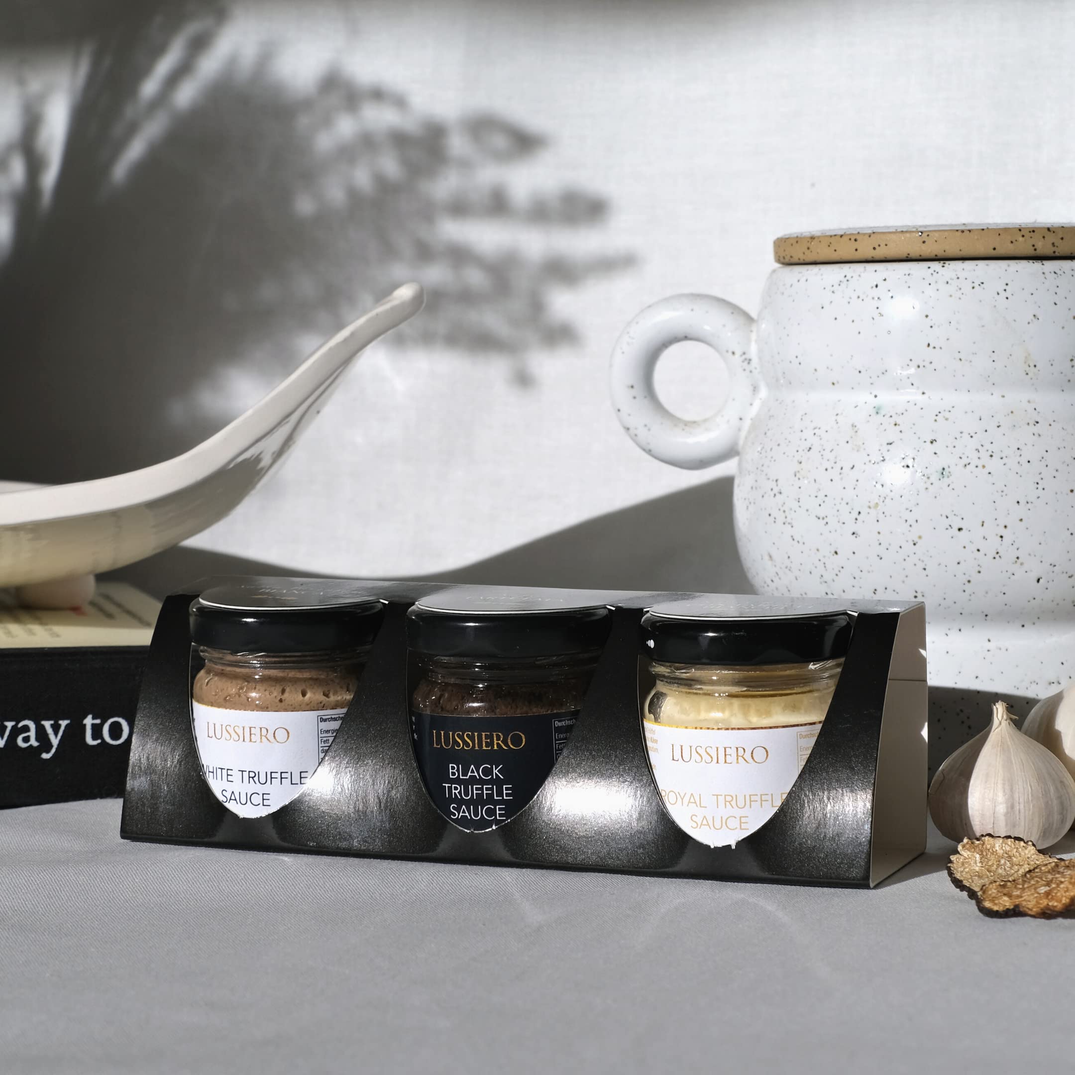 Lussiero Coffret Cadeau Truffes - Sauce à la Truffe Blanche Biancheto, Sauce à la Truffe Noire d'Été et Sauce à la Truffe Blanche Royale