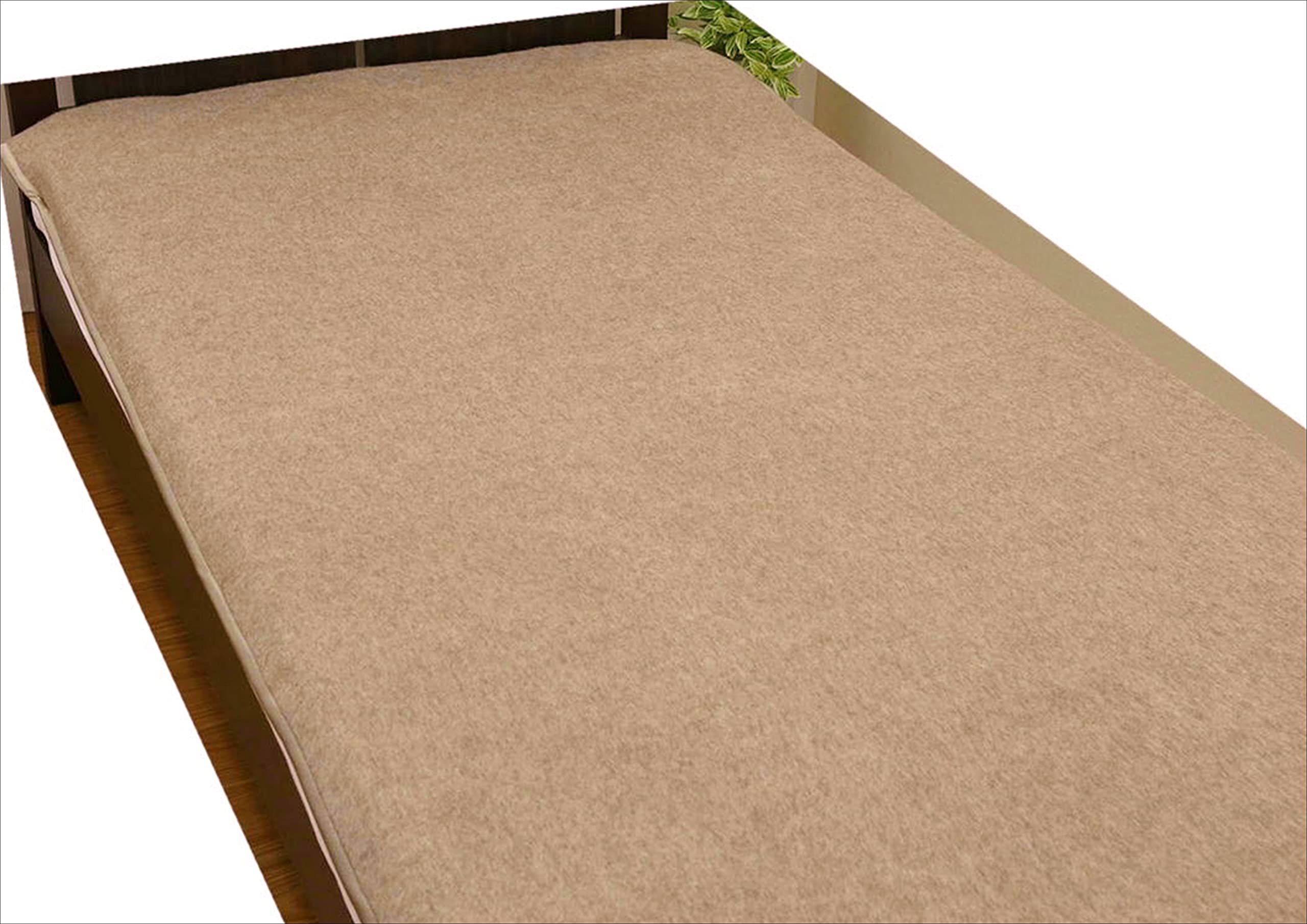 Amazon｜三井毛織 洗える 暖かい 敷き 毛布 シルク ヤク 敷き毛布