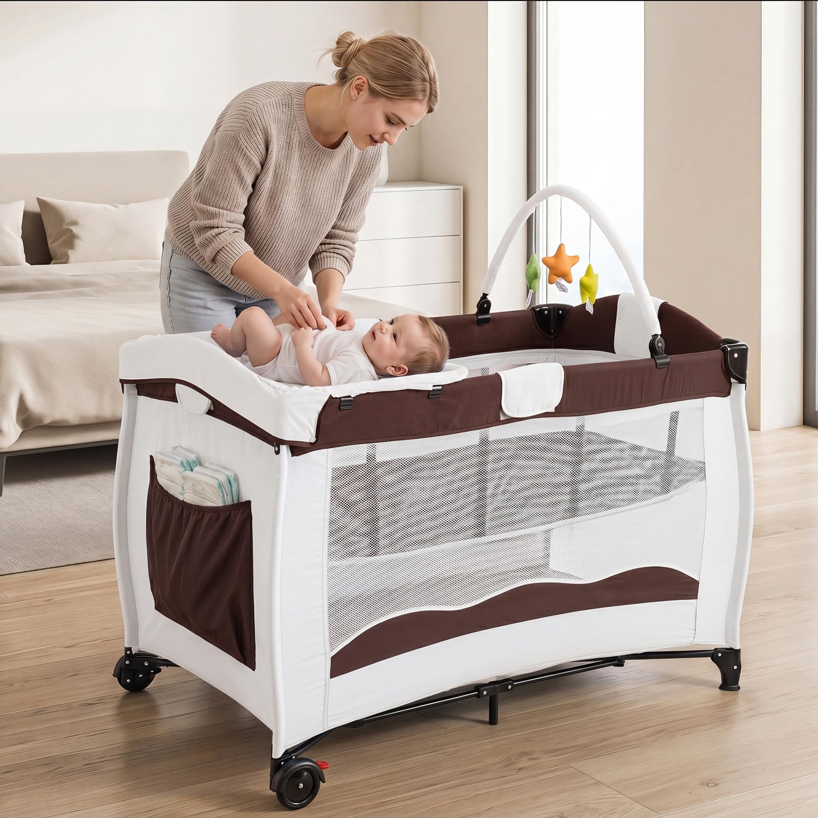 COSTWAY 4 en 1 Lit Parapluie Bébé Pliable avec Matelas (Marron)