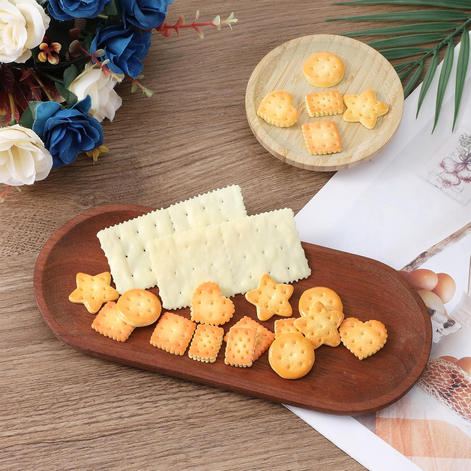 22Pcs Fake Cookies 6 Styles Food Crackers Artificial Realistic Biscuits Bakery Toy for Christmas Decoration Home Kitchen Display Props Model