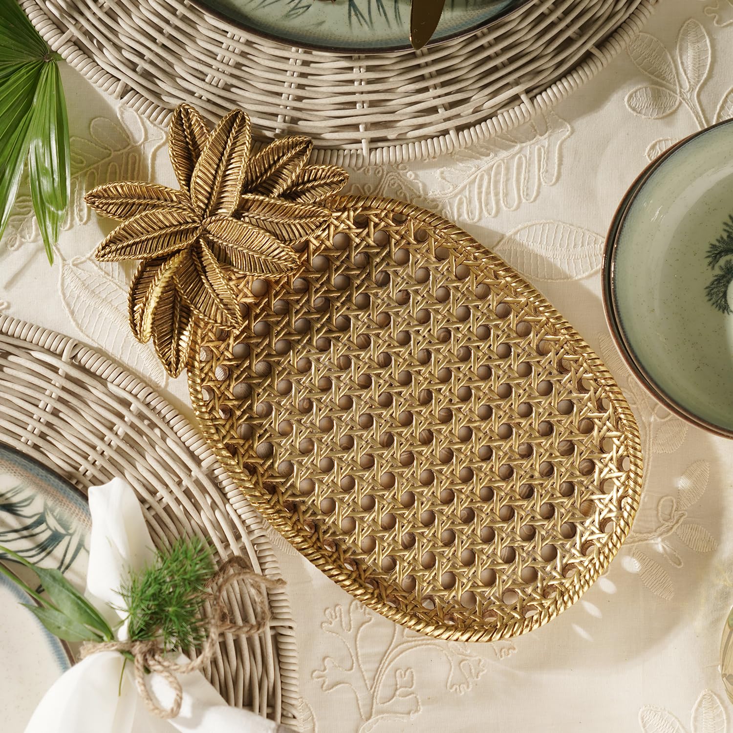 Pure Home + Living Gold Antique Polyresin Pineapple Tray - Small for Home Decor Gifting Item | Holi, Festival, Pooja Decorative Item for Living Room Dining Ofice Center Table (Pack of 1)