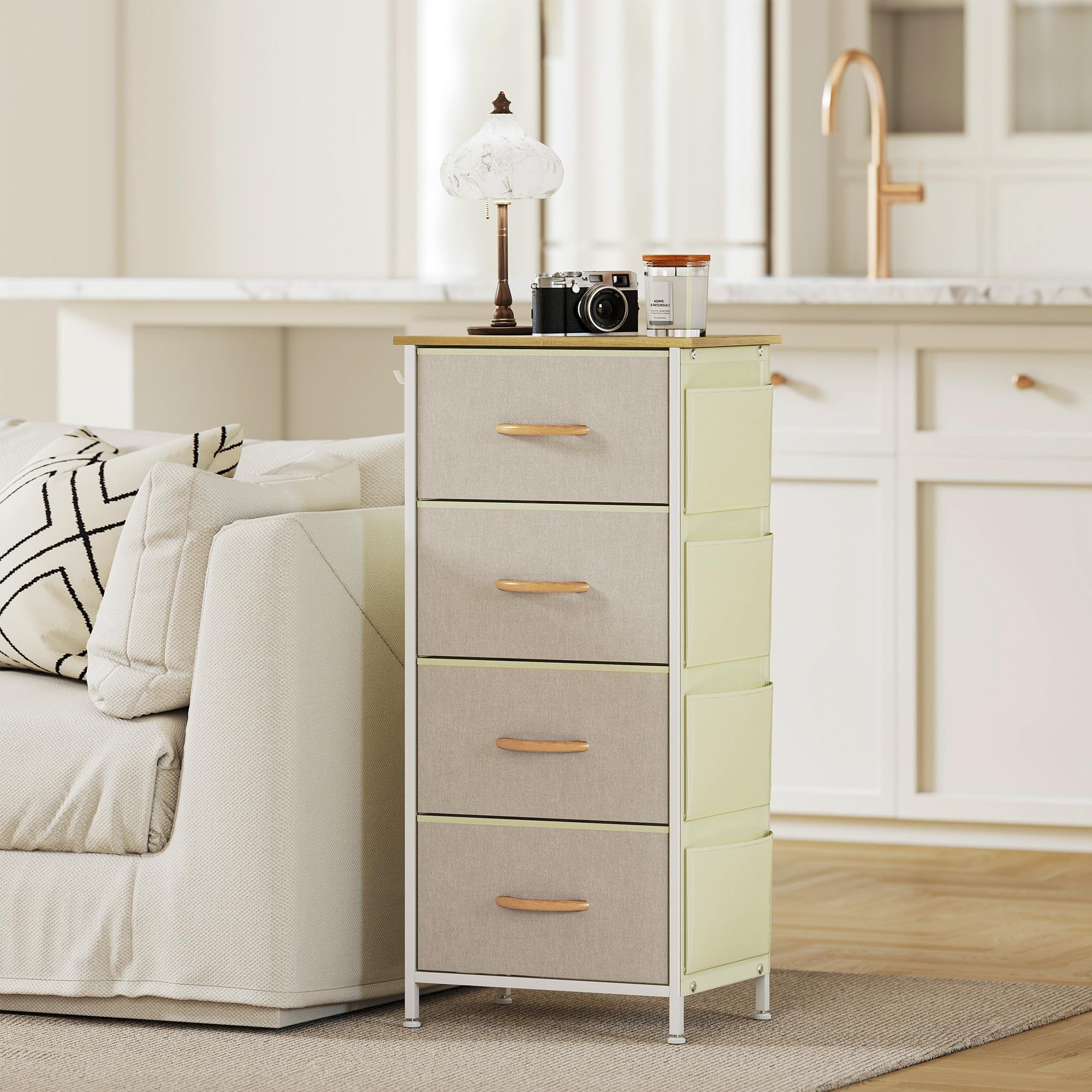 HOMCOM Cajonera de Tela Alta Cómoda con 4 Cajones 4 Bolsillos Laterales 2 Ganchos y Estructura de Acero Cómoda para Dormitorio Sala de Estar Pasillo Beige
