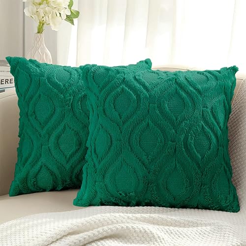 decorUhome Juego de 2 fundas de almohada decorativas de Navidad de 16 x 16 pulgadas, fundas de almohada de lana sintética suave para sofá, color