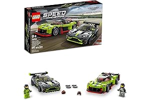 LEGO James Bond Aston Martin Collectible Set