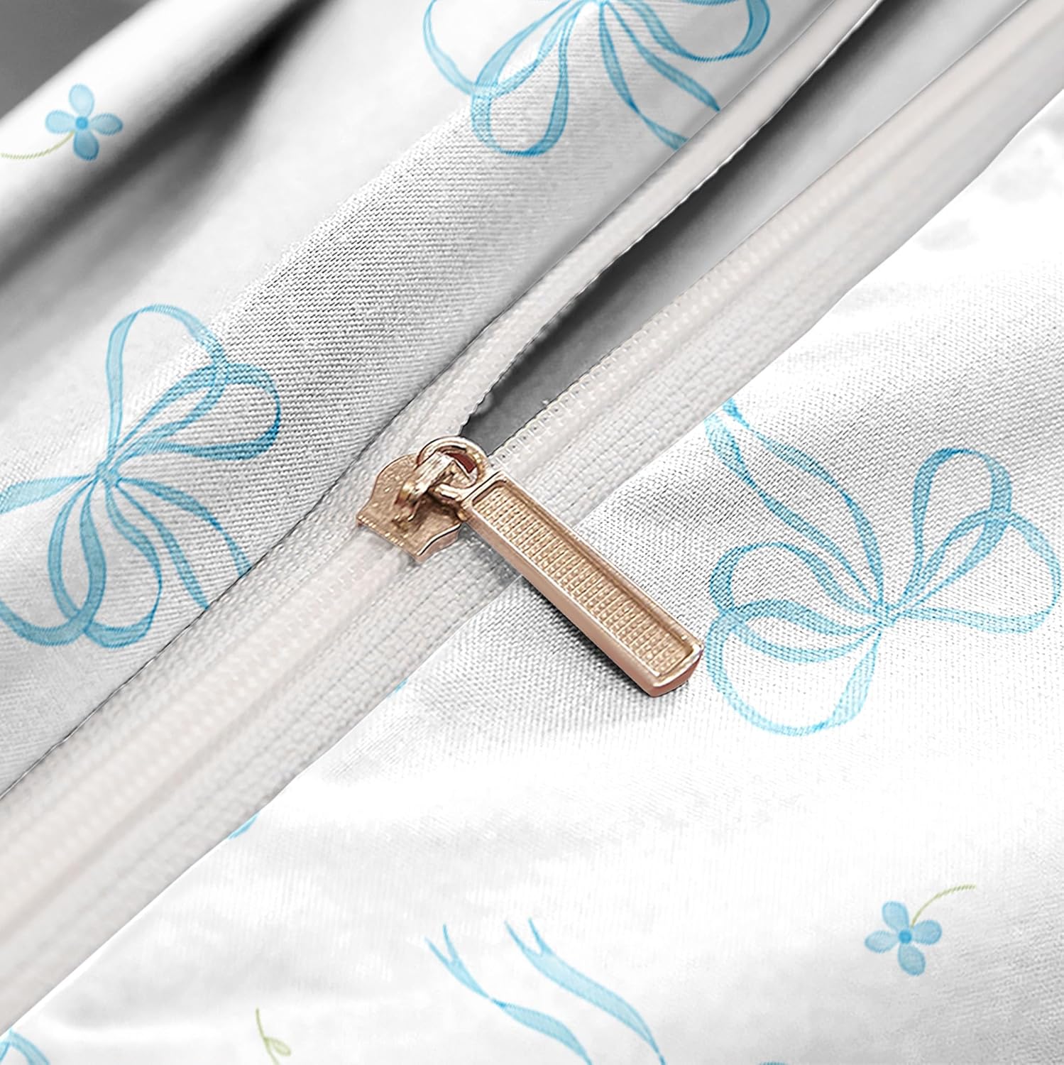 Comforter Set Full Size White - Light Blue Bow Quilt Bedding Set 3 Pieces, Comforter Set Full, Soft & Lightweight Comforter(79‘’ x 90‘’) for Girl All Season & 2 Pillow Cases(30‘’x20‘’) - Image 6