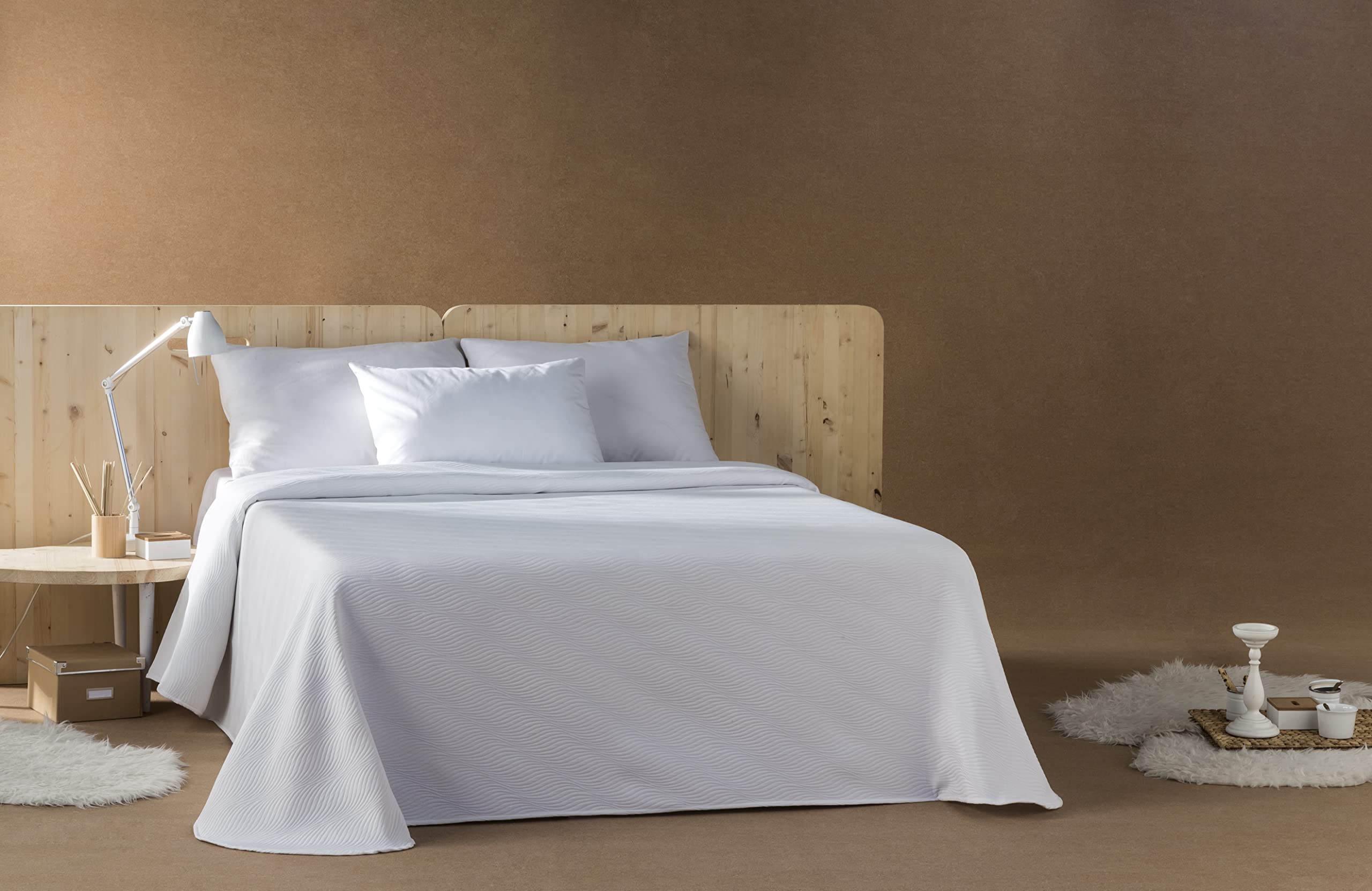 Estoralis Ondas | Colcha Verano de Diseño Moderno | Tejido Jaquard Alta Resistencia | Blanco | para Cama 180 cm. (270 x 270 cm. AnchoxAlto) | Cubre Cama para Todas Las Estaciones