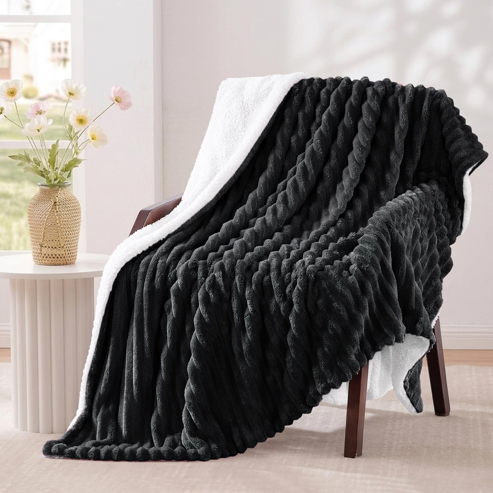 Aisbo Sherpa Fleece Throws for Sofas Single - Fluffy Bed Blanket, Black