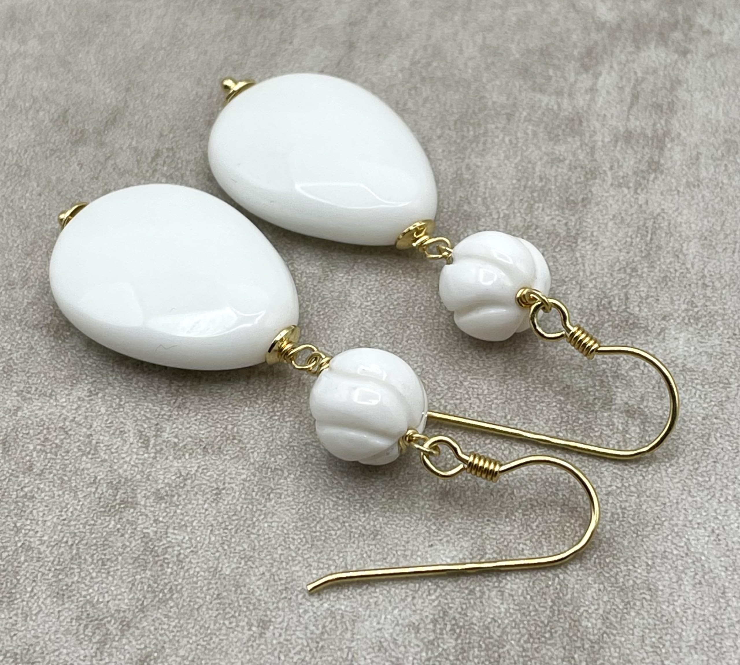 Orecchini con Agata Bianca e Conchiglia, Pendenti Lunghi, Argento 925, Gioielli Pietre Dure, Bijoux Estate, Regalo Compleanno per Donne
