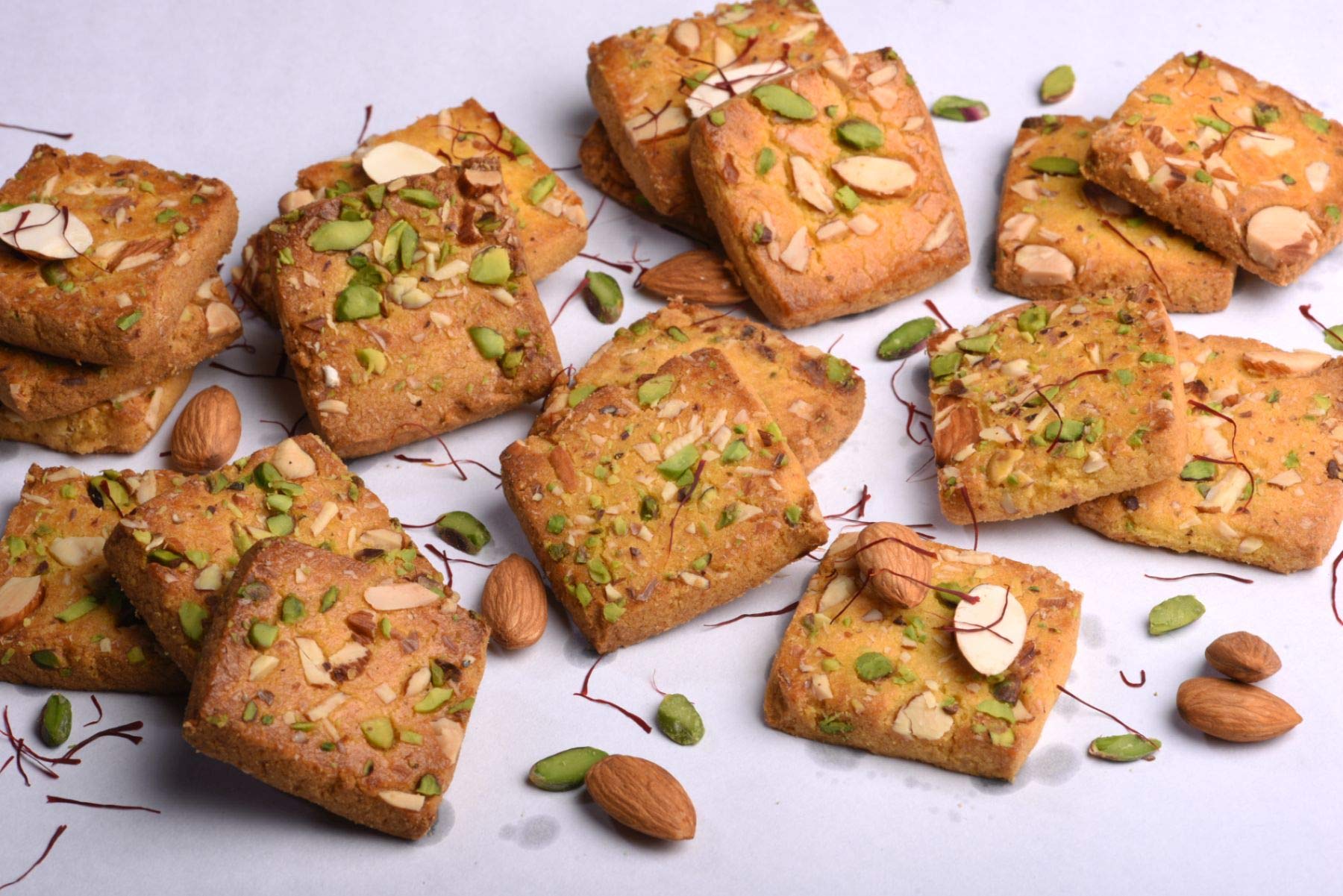 Sapra Biscuits Kesar Pista Biscuits (400g)