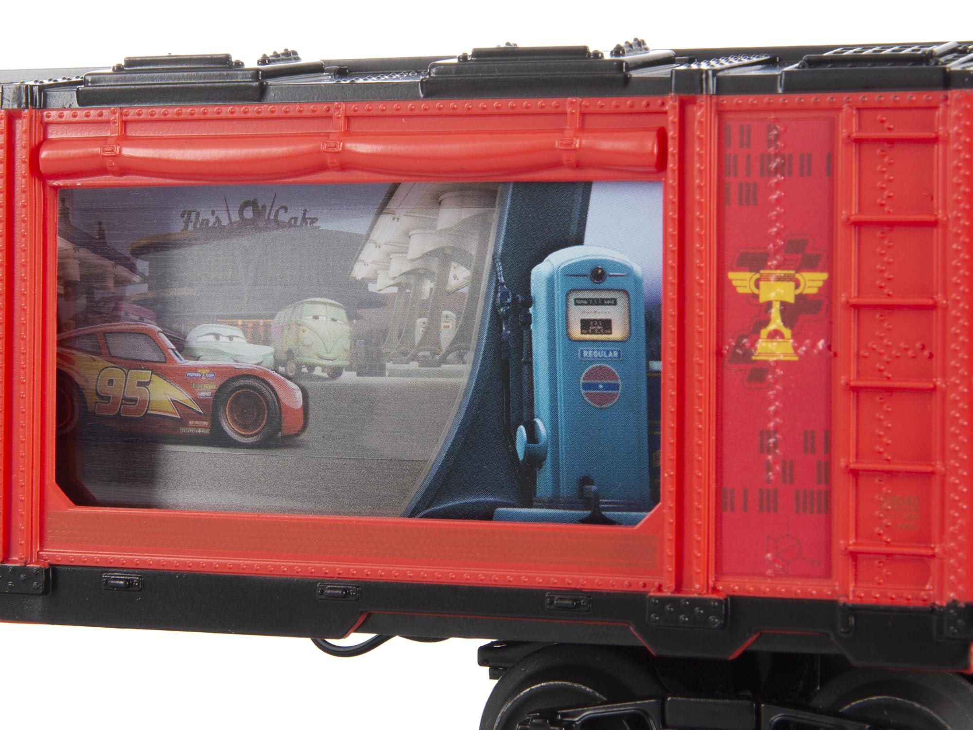 Amazon.com: Lionel Pixar: Cars Aquarium Car, O Gauge : Arts