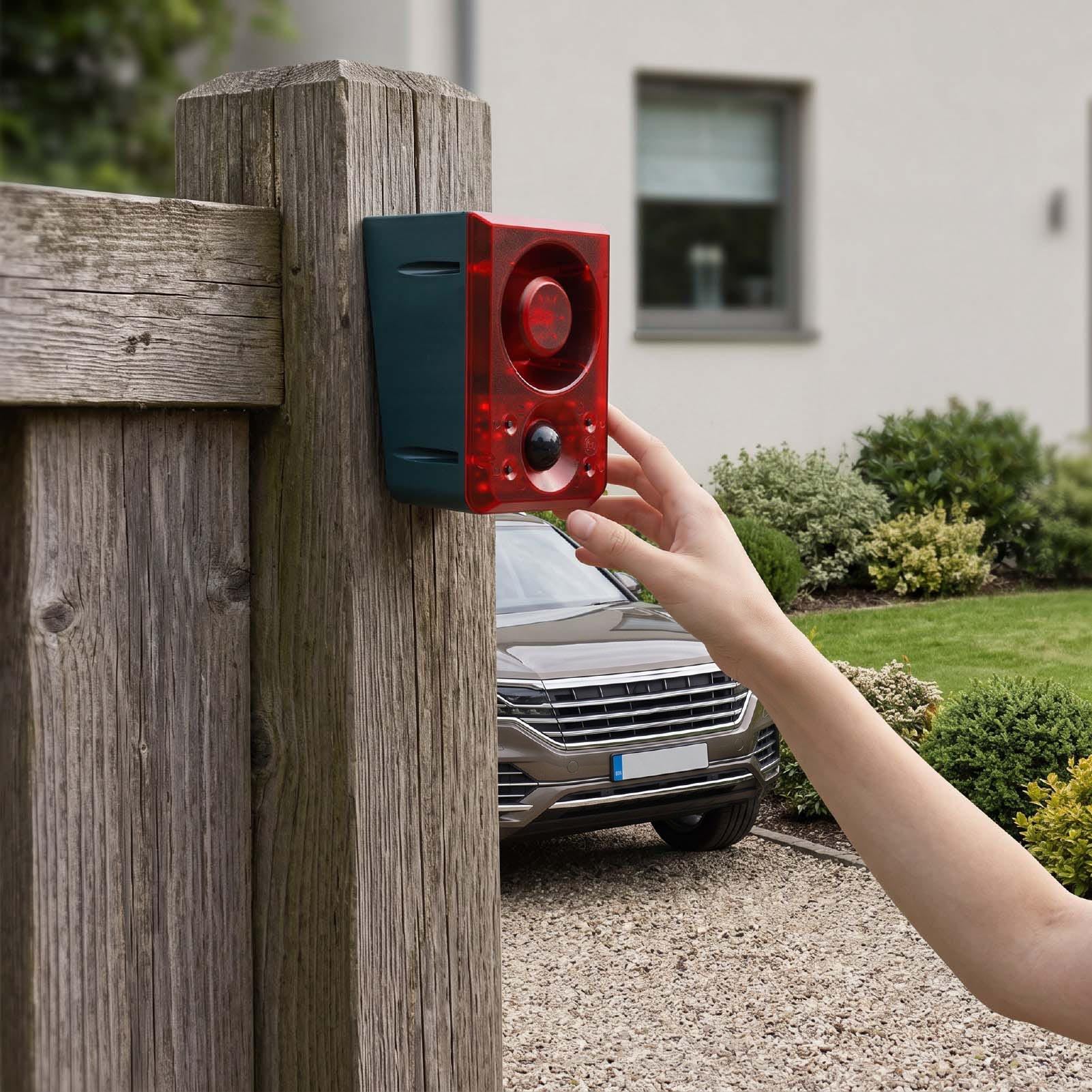 Allarme Solare con Sensore di Movimento, Sirena 130dB, | Custodia in ABS, Sicurezza per Frutteti, 13 Effetti Sonori, Registrazione Vocale, Ricarica USB, Deterrente per animali.