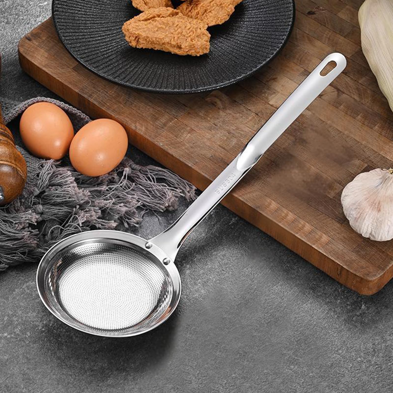 Łyżka cedzakowa, łyżka ze stali nierdzewnej, łyżka do smażenia, chochla do smażenia z drobnym sitkiem, małe sitko, sitko do kuchni, odtłuszczacz, chochla do oleju, pianki, resztek żywności (L)