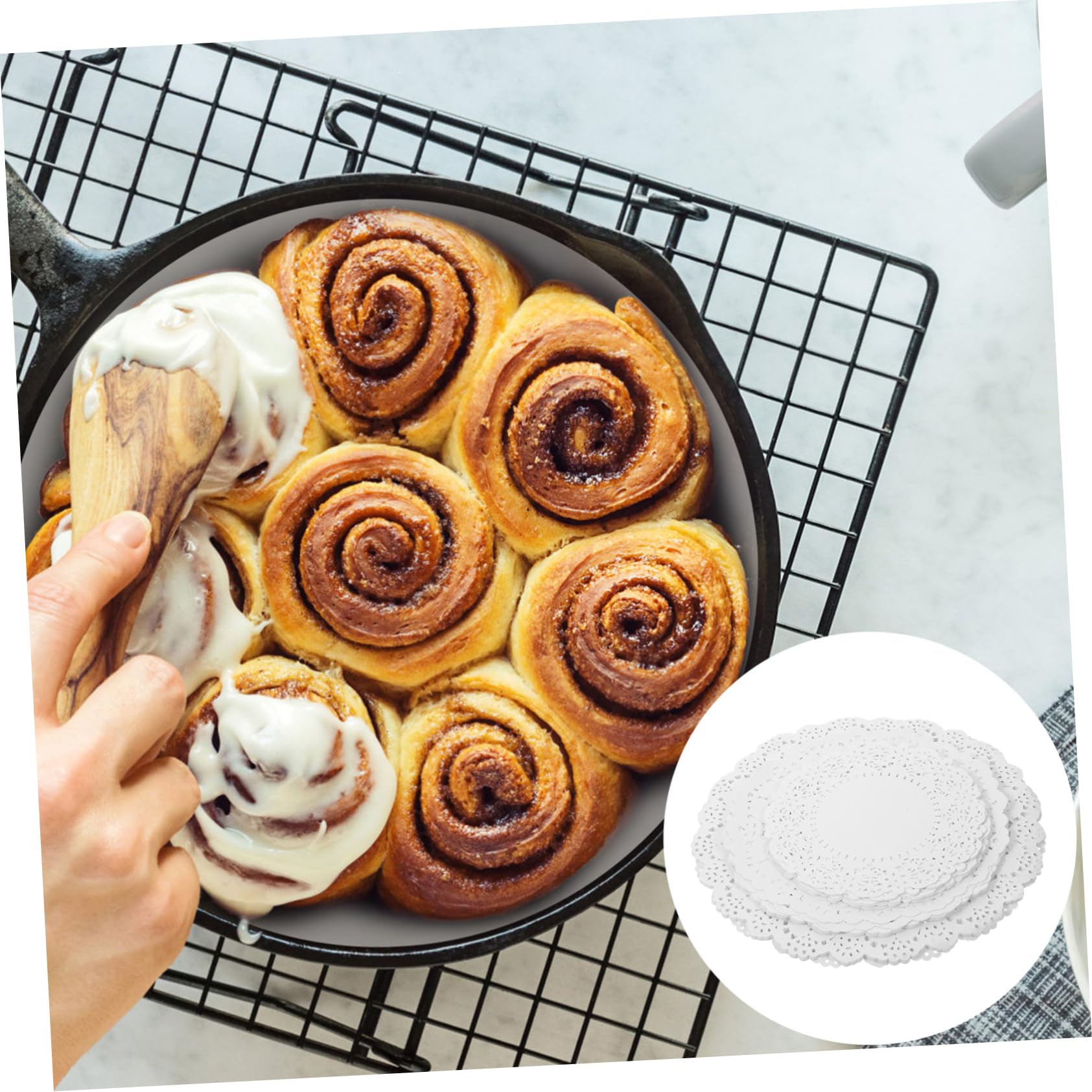 Garneck 150pcs Disposable Cake Paper Mats Lace Paper Hollow Cake Box Liner Non-slip Baking Tools for Party