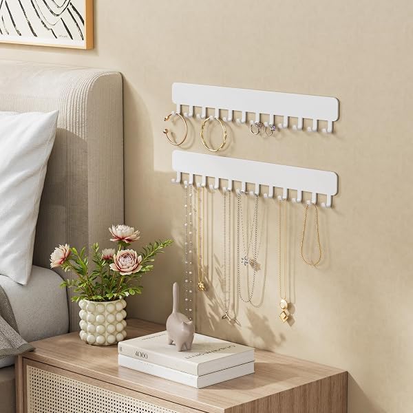 Josmimic Organizador de joyas para colgar en la pared, autoadhesivo, con ganchos para collares, pulseras, pendientes, solución de exhibición y almacenamiento para mujeres, 2 unidades, color blanco - 5