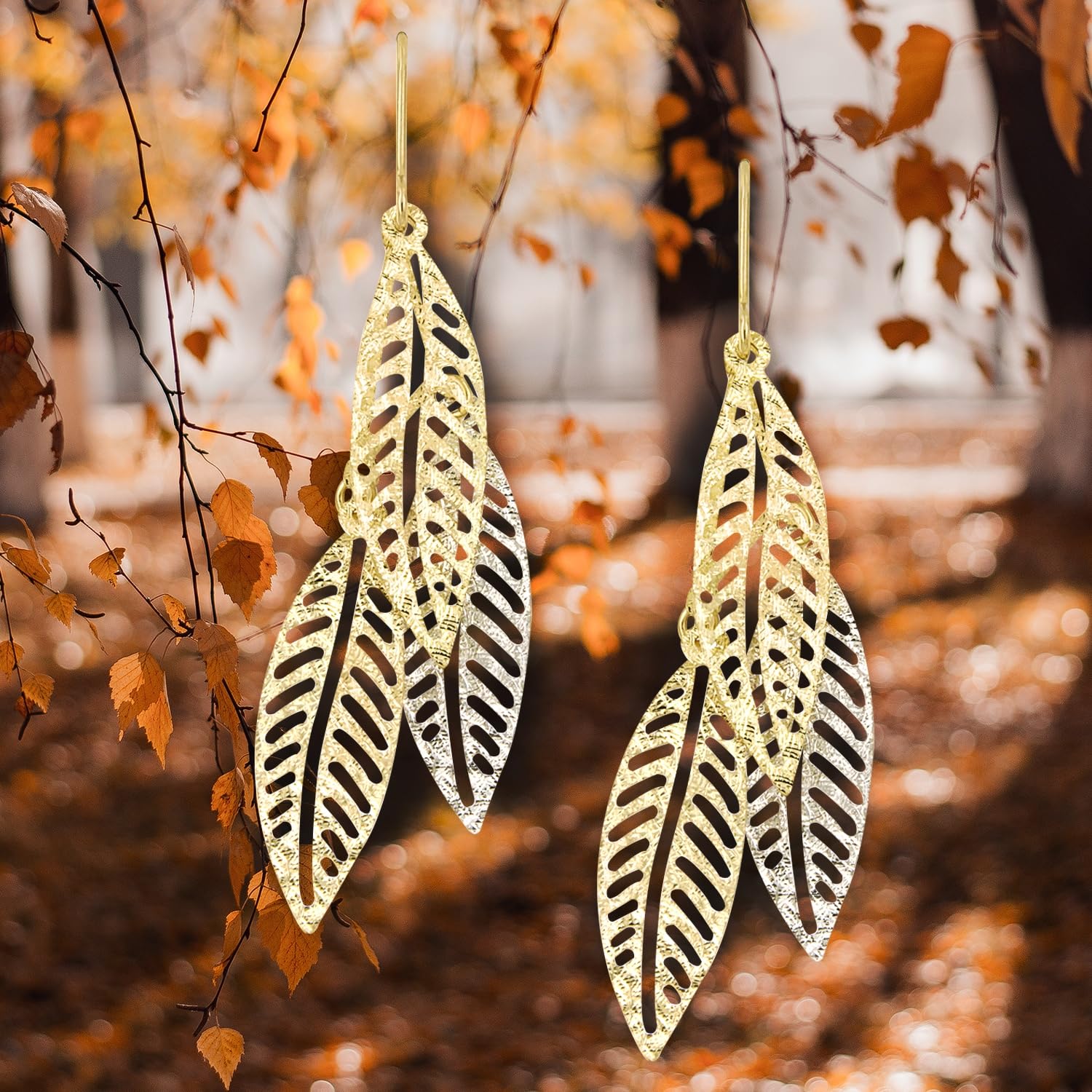 Pendientes de Oro Blanco y Amarillo de 9 Quilates - Diseño de Hojas