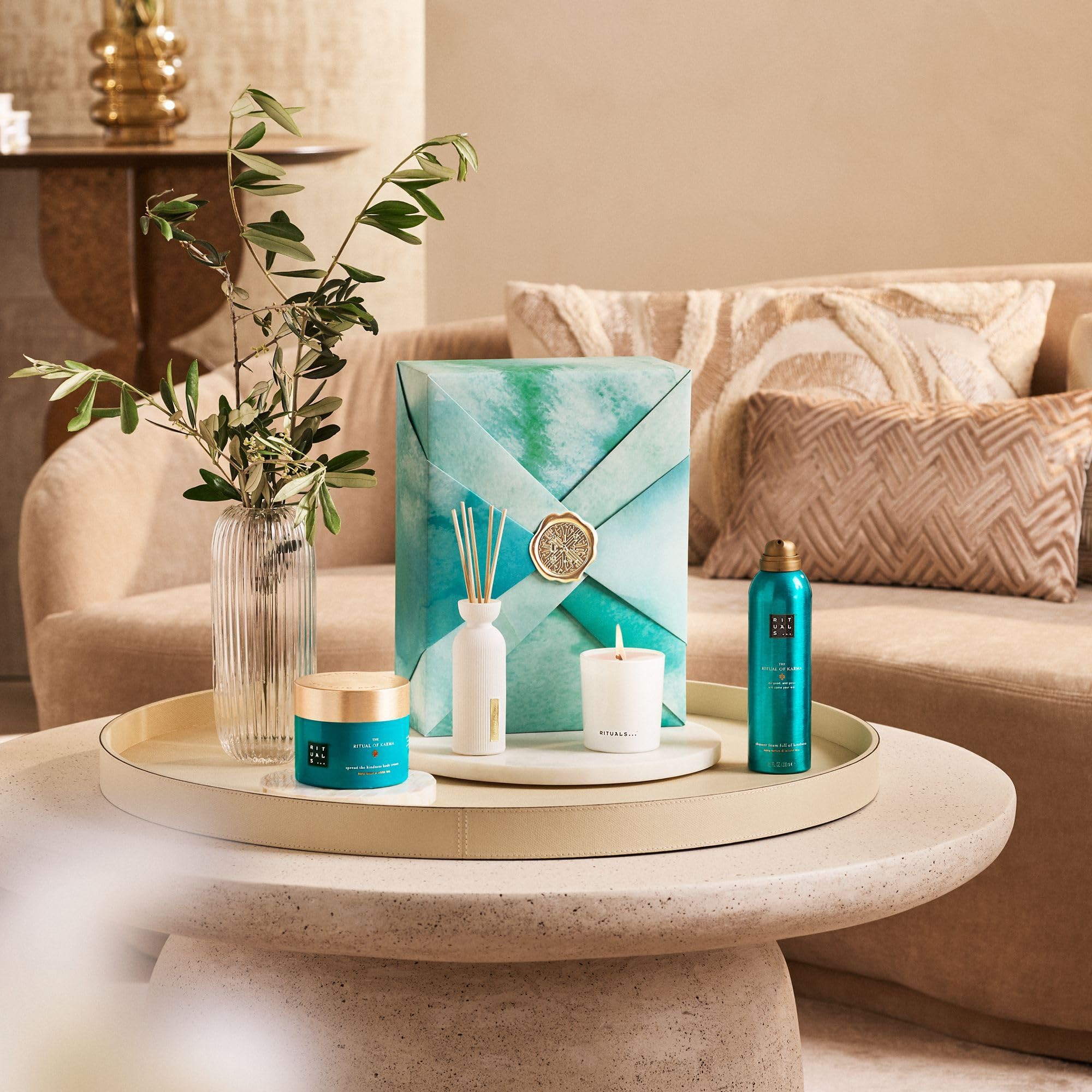 RITUALS Körperpflege-Geschenkset LARGE SET 2023 Lotus und weißem Tee Set für Damen