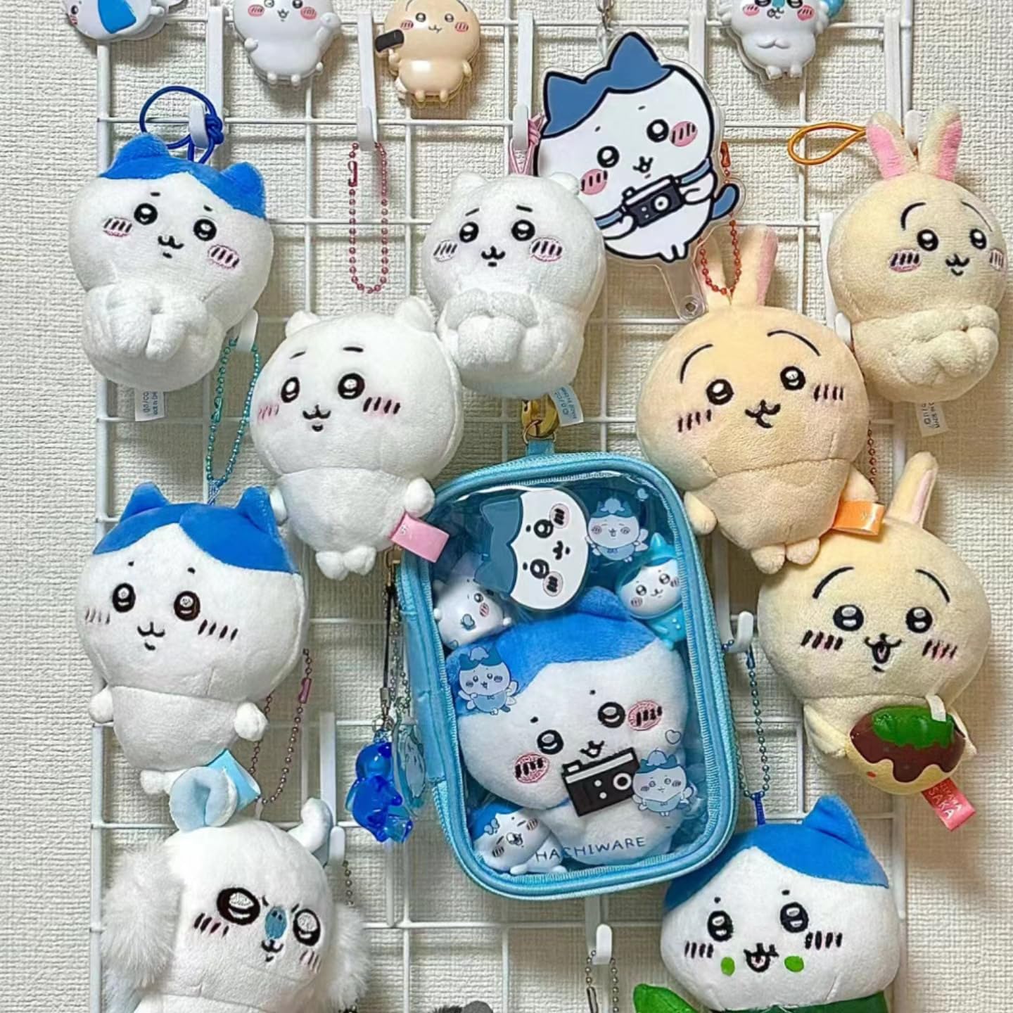 Amazon.co.jp: ちいかわ ハチワレ うさぎ ミニ ぬいポーチ 痛バ