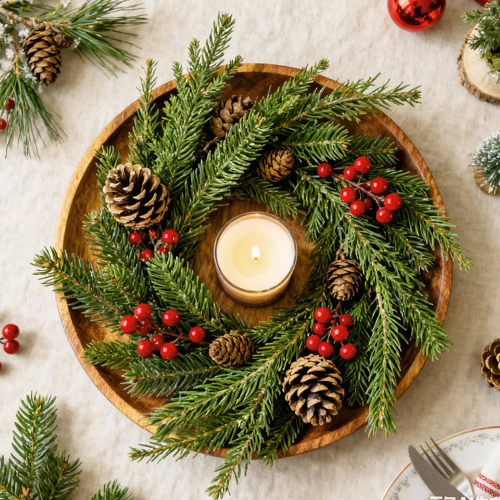 Künstliche Tannenzapfen für Weihnachtsdekoration, 50 Stück, 42 Stück Weihnachtsgrünstiele mit 6 Beerenspießen, 2 Tannenzapfen für Weihnachtskranz, Girlanden