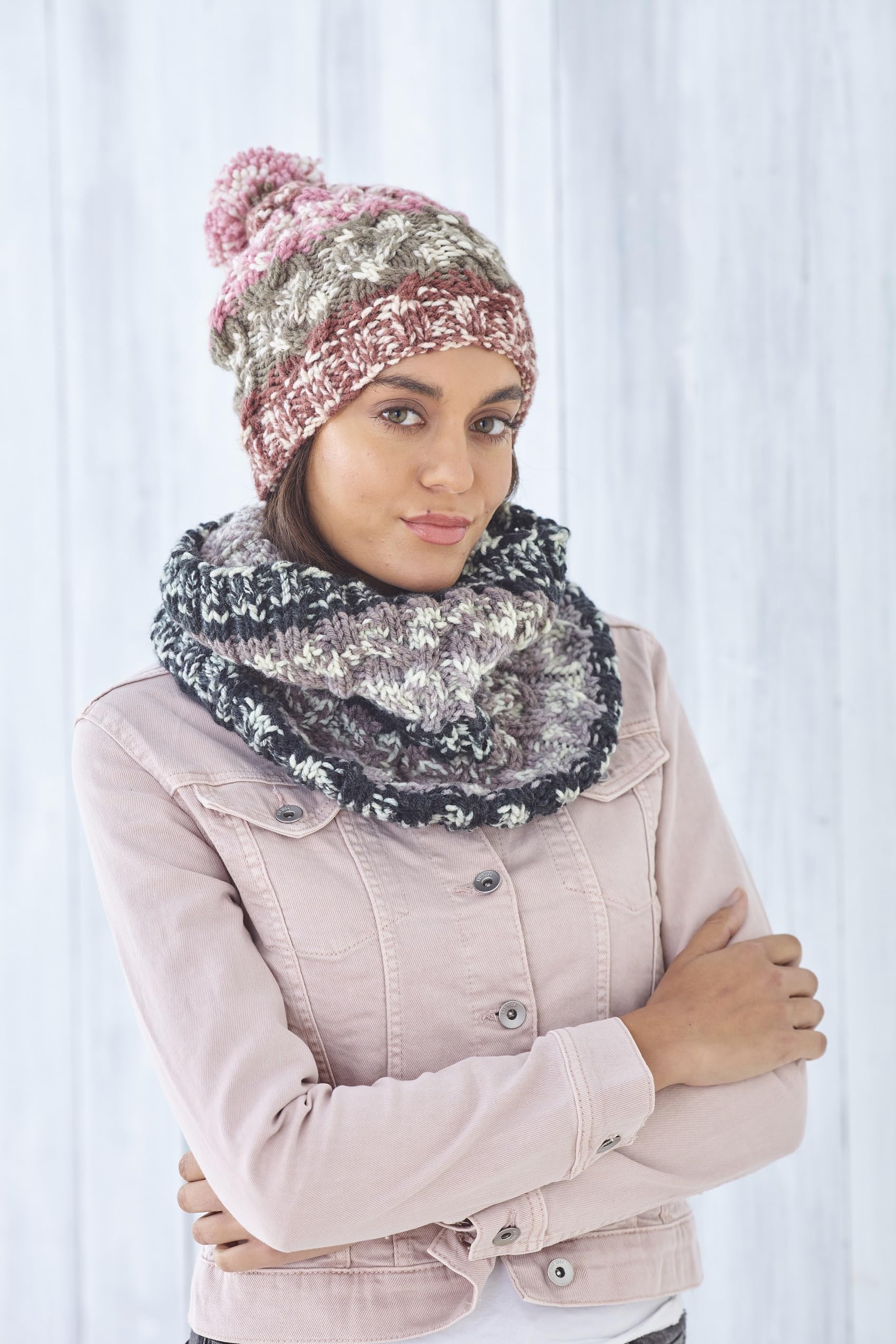 King Cole Multicolor Chunky Knitting Pattern - 6113 Scarf, Snoods, Hats & Fingerless Gloves Size 20