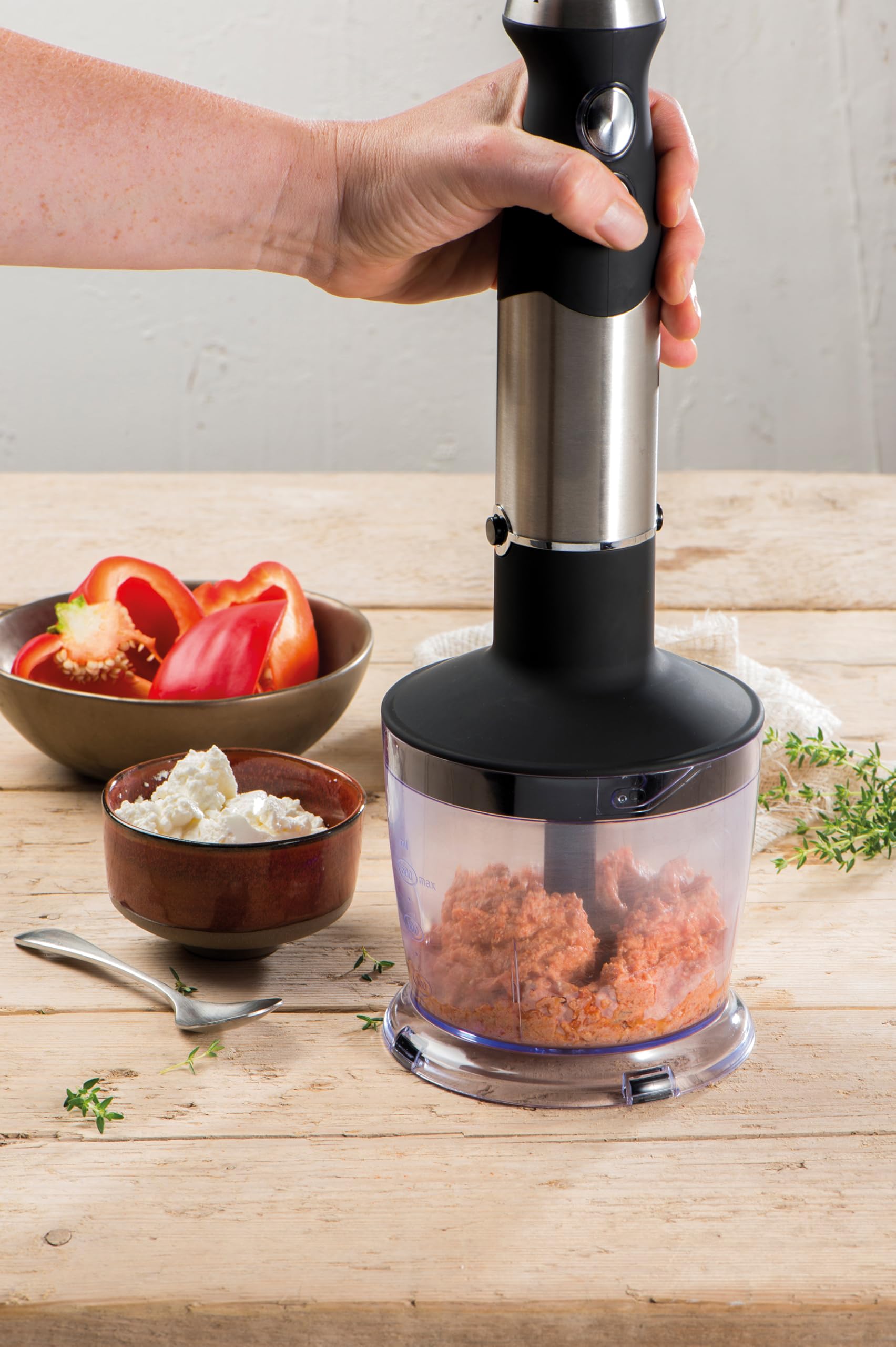 FRITEL Stabmixer HB 2870 – Stabmixerset/Handmixer mit Zubehör – 25 cm – 800 W – 6 Messer – 2 Geschwindigkeitsstufen + Zerkleinerer + Messbecher + 2 Rührbesen