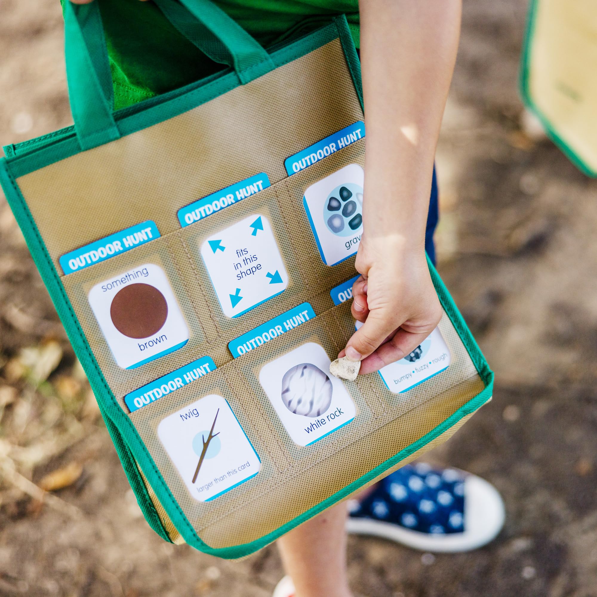 Melissa & Doug |Esploriamo Il Set di Giochi di Caccia al Tesoro Indoor/Outdoor | 3 Anni +