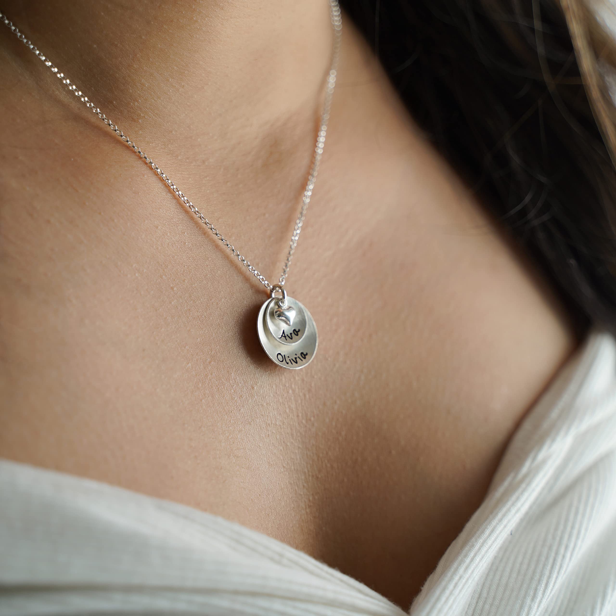 QYYZTQY Lucky Two personalisiertes Sterlingsilber mit 2 Namen oder Wörtern Ihrer Wahl. Inklusive Sterlingsilber-Kabelkette als Geschenk für Sie, ohne Edelstein