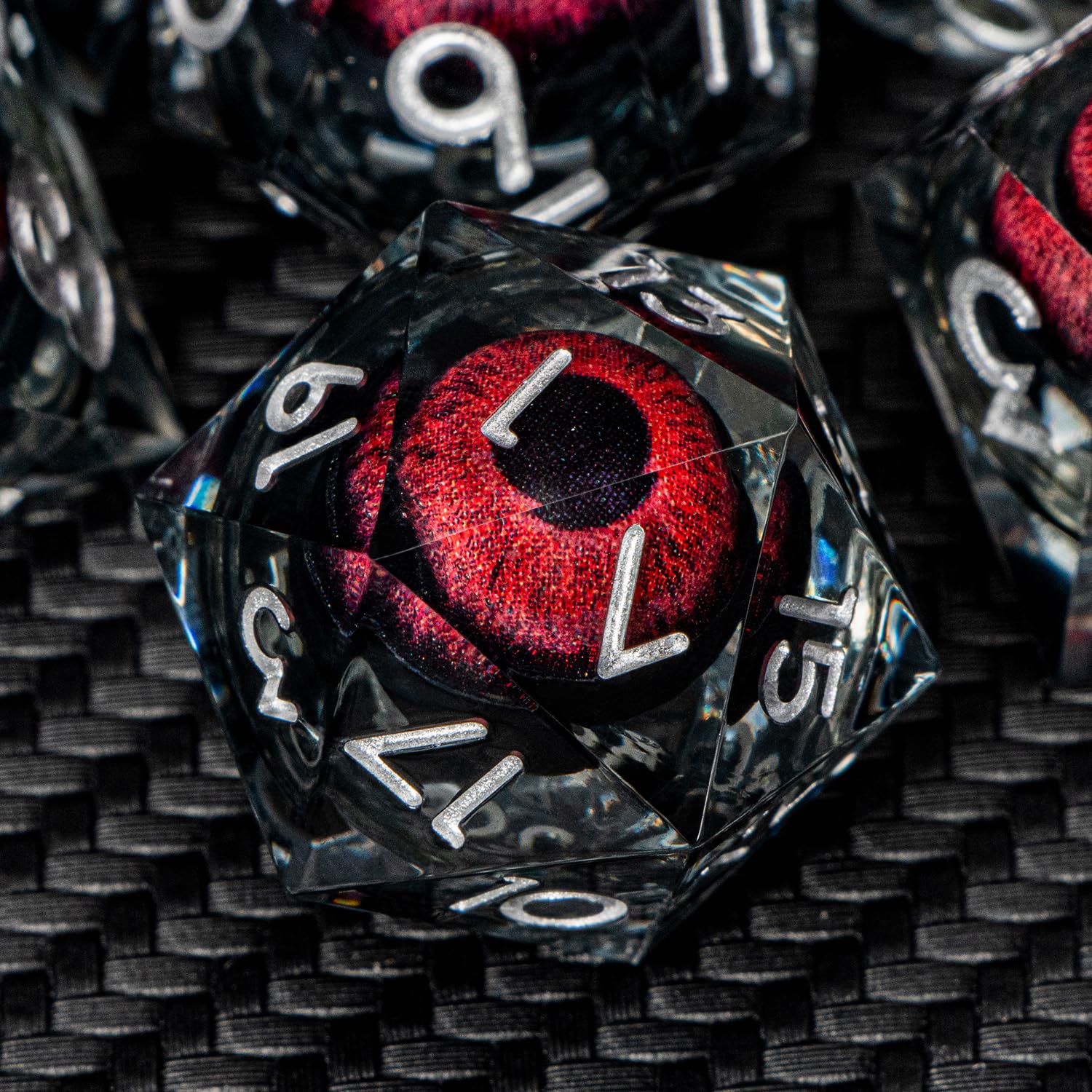 ARUOHHA DND Resin Dice Dragons Eye Dice Liquid Core Red Sharp Edged Dice Set with Gift Box, Dungeons Polyhedral D and D Dice Set Role Playing Game D20 D12 D10 D8 D6 D4