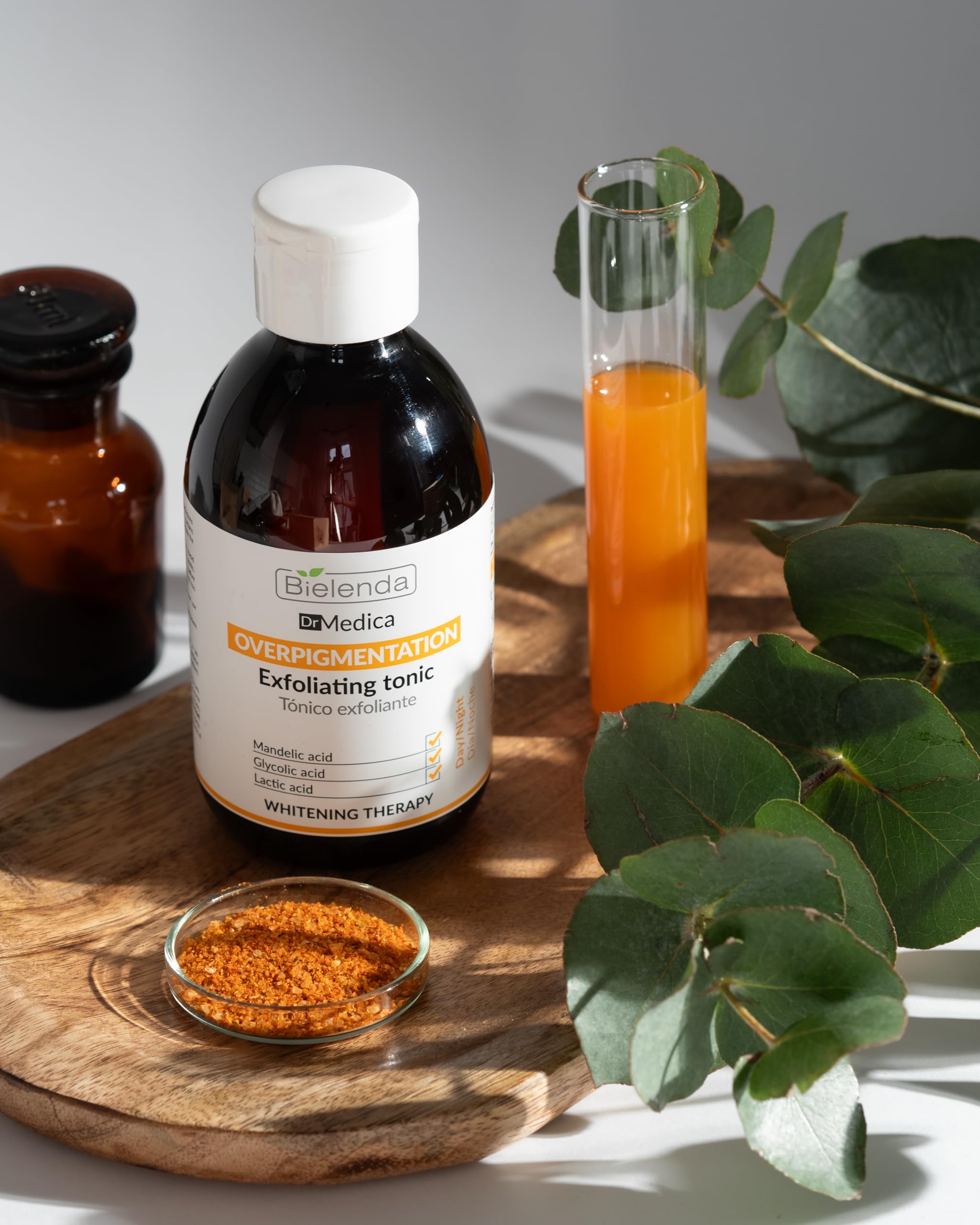 Bielenda Dr Medica Overpigmentation Peeling Tonic, helps reduce skin discoloration and blemishes, 250 ml, Transclucent - Image 2