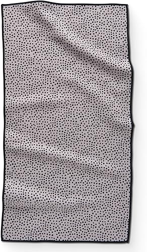 GEOMETRY Gym Towels for Working Out - Compact & Quick Dry, Super Absorbent Double-Sided Microfiber Sweat Towel – Premium Microfiber for Gym - Freckles, 16" x 30", 1 Piece