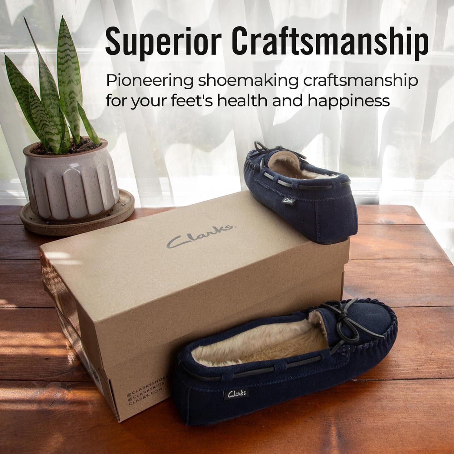 Clarks Women's, Suede Moccasin Slipper