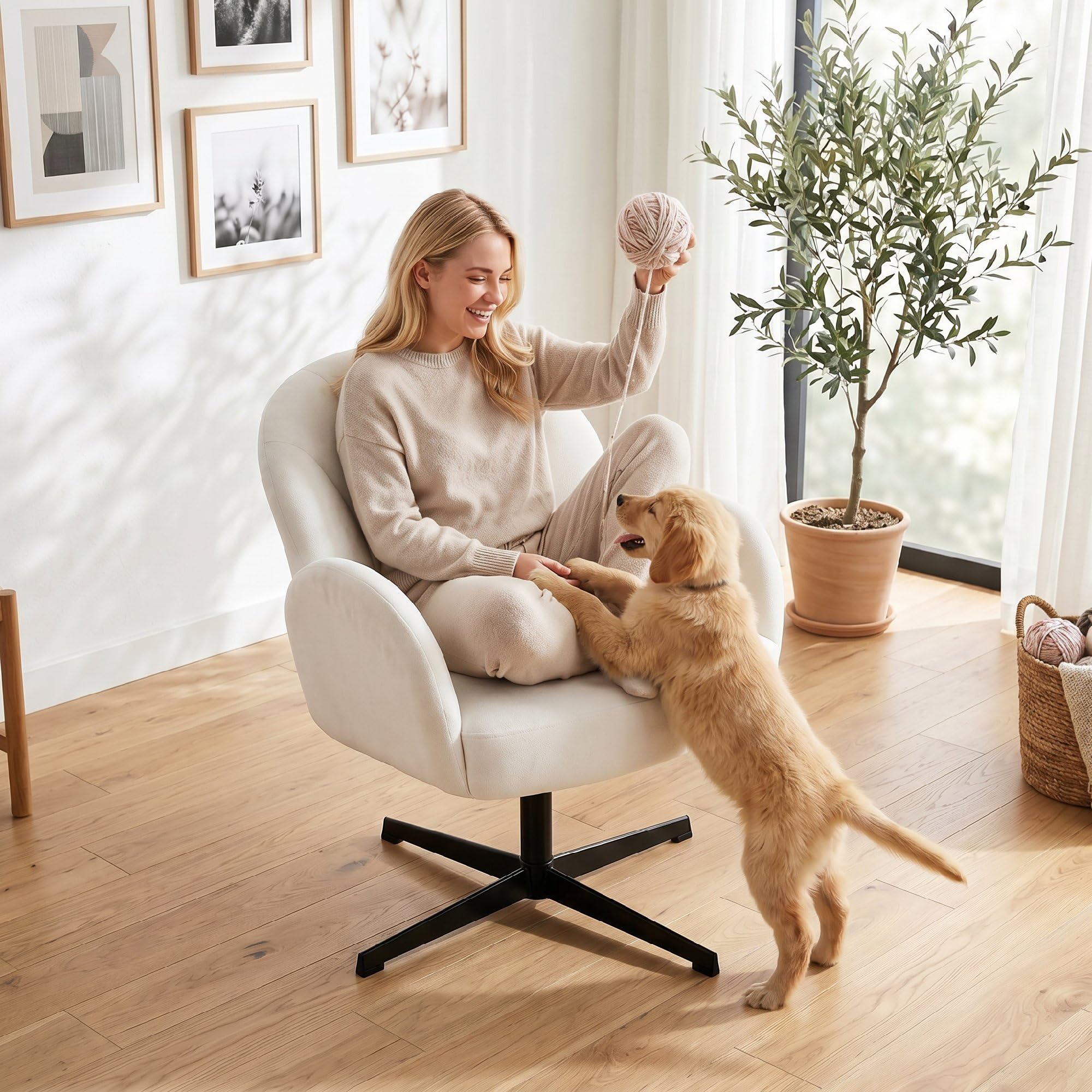 HOMCOM Sillón de Salón Giratorio, Butaca Tapizada en Terciopelo, Crema | Respaldo en Forma de Concha, Cojín con Resortes, Base Cruzada, Sillón de Relax para Dormitorio, Oficina, Estudio