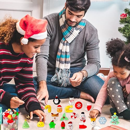 Miniatura 7 de MGparty 48 piezas de juguetes esponjosos de Navidad para niños, rellenos de calcetines de Navidad, regalos de fiesta, relleno de bolsas de golosinas