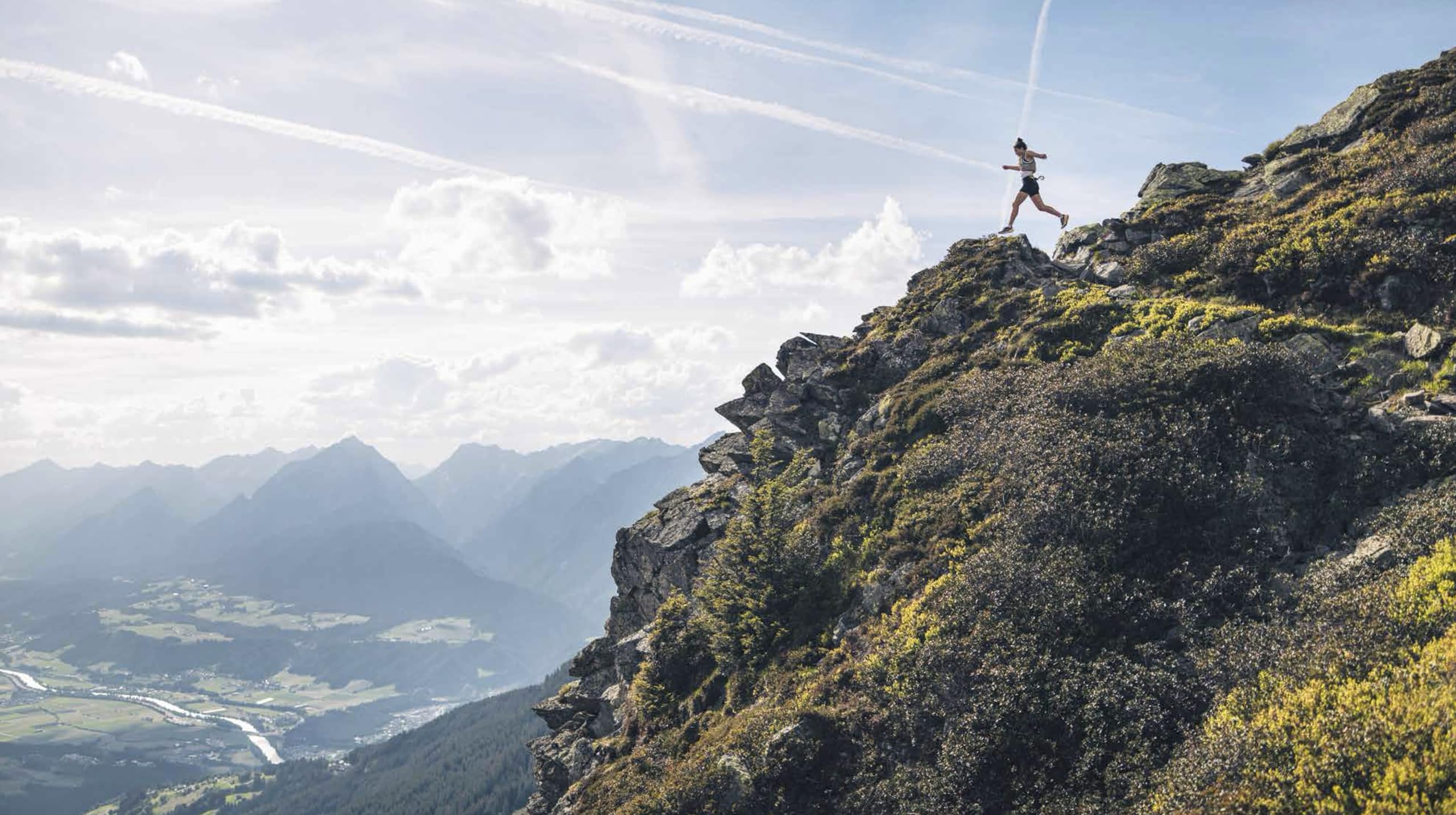 OFF TRACK (English Edition): Passion for Trail Running