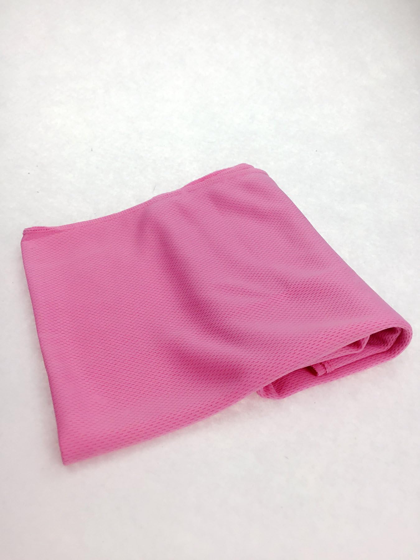 SHICK Sense of Cold Towel Fabric Magic Cold Feeling Cool Ice Silk Cold Towel (Pink)