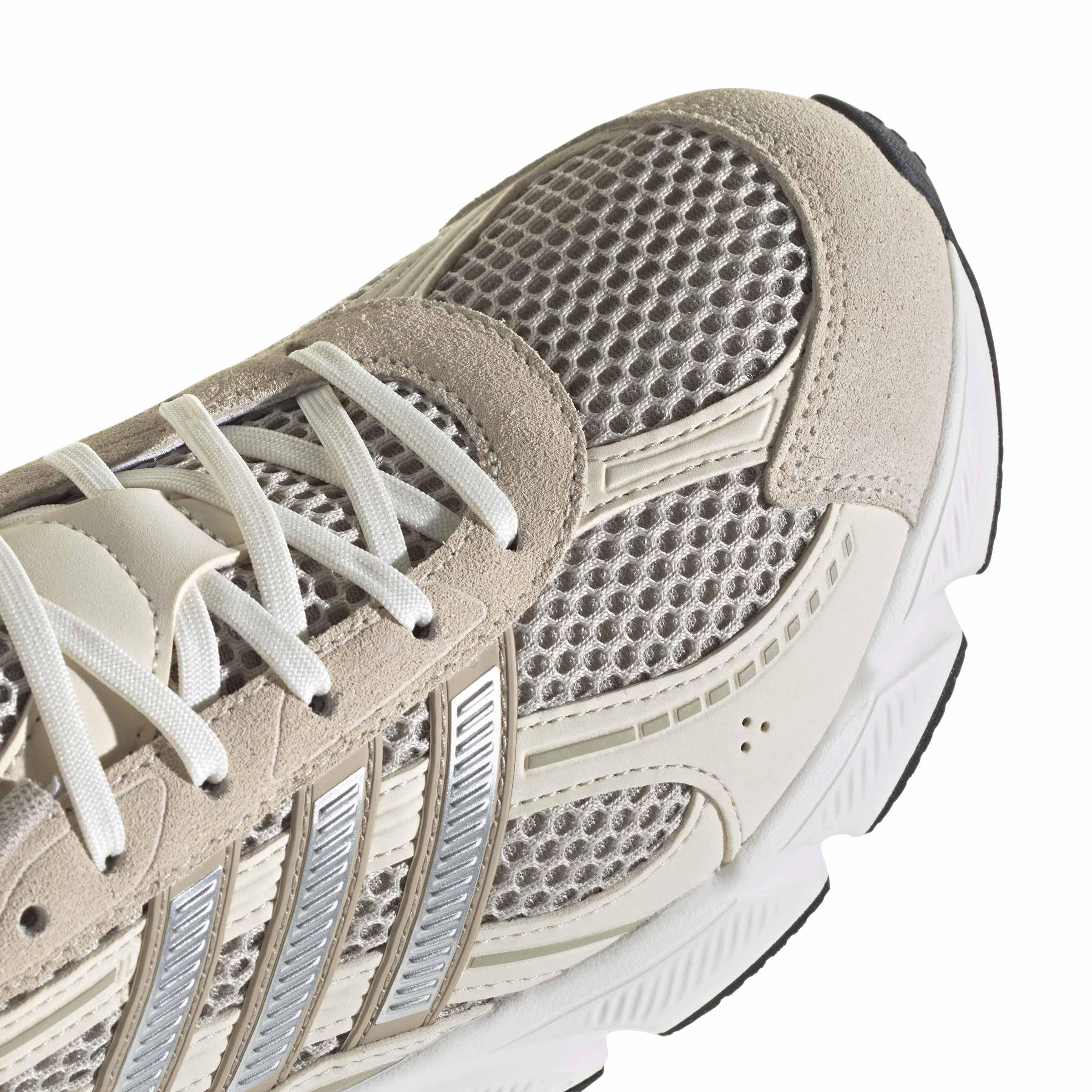 adidas Damen TECHNOCHAOS 2000 Retro Sneaker Frauen Schuhe HQ7289