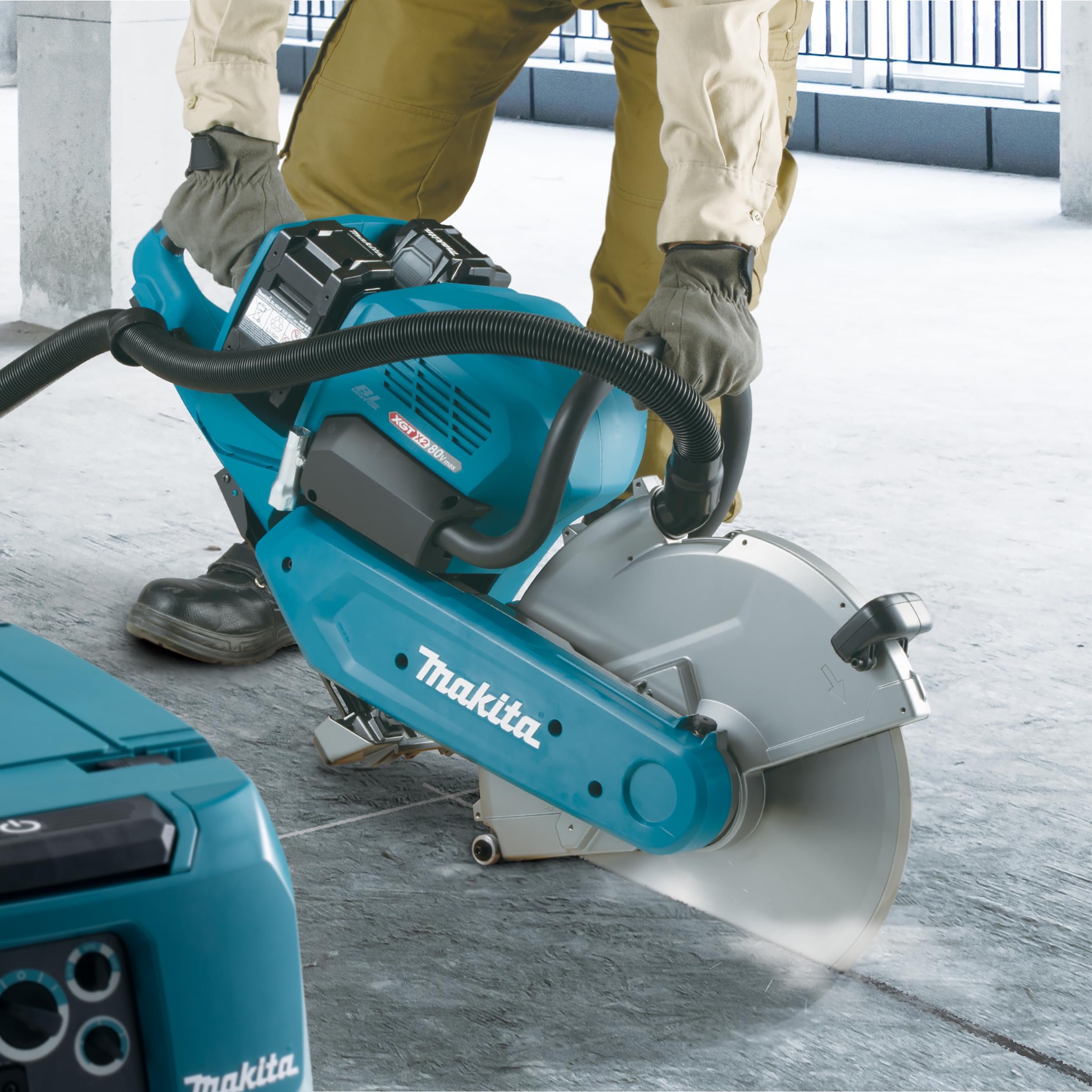 Makita CE002GZ01 Twin 40V Max (80V) Li-ion XGT Brushless 355mm Power Cutter - Batterie e caricabatterie non inclusi