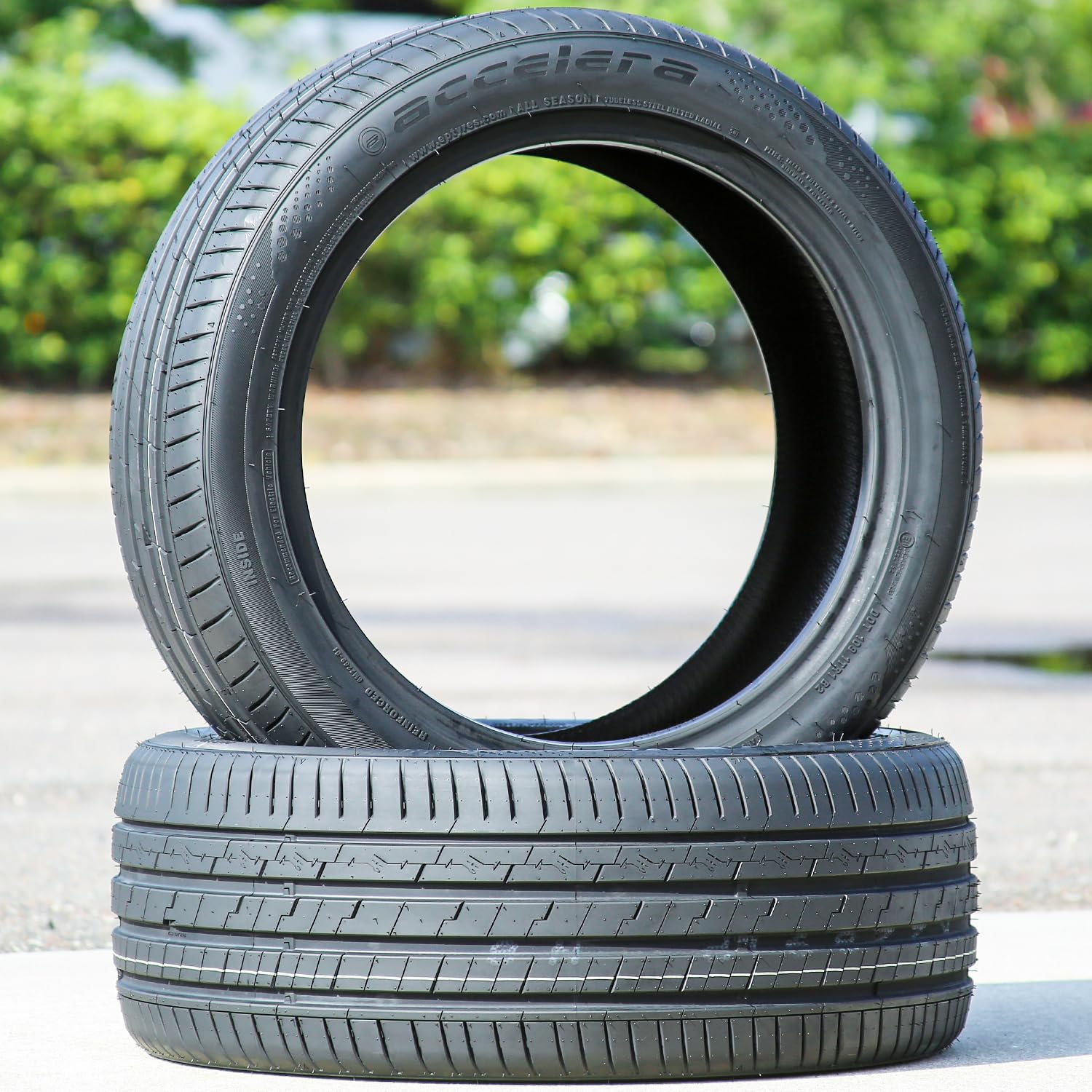 Accelera Iota EVT PKW Sommer Hochleistungs-Radialreifen 225/45R17 225/45ZR17 225/45/17 225/45-17 94W Tragweite XL 4-lagig BSW schwarze Seitenwand UTQG 320AA | Passagier-Hochleistungs-Ganzjahres-Traktion, 94 W, extra Last, radiale Konstruktion, schwarze Se