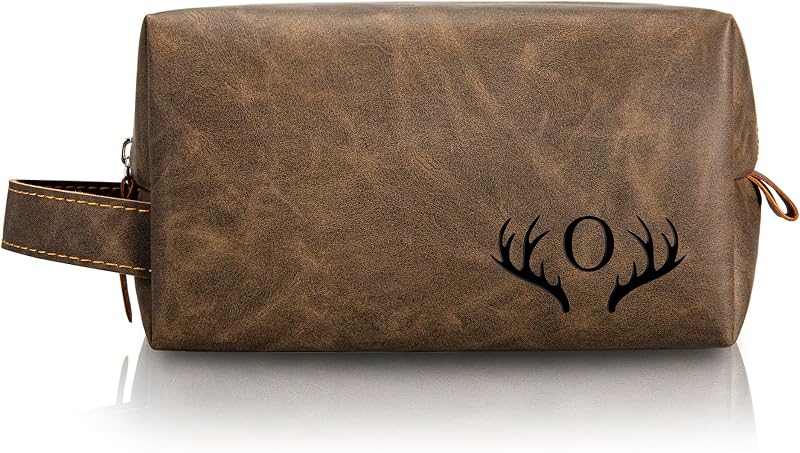 Necessaire IUZOE Personalizada com Inicial O, Couro Sintético Marrom e Zíper