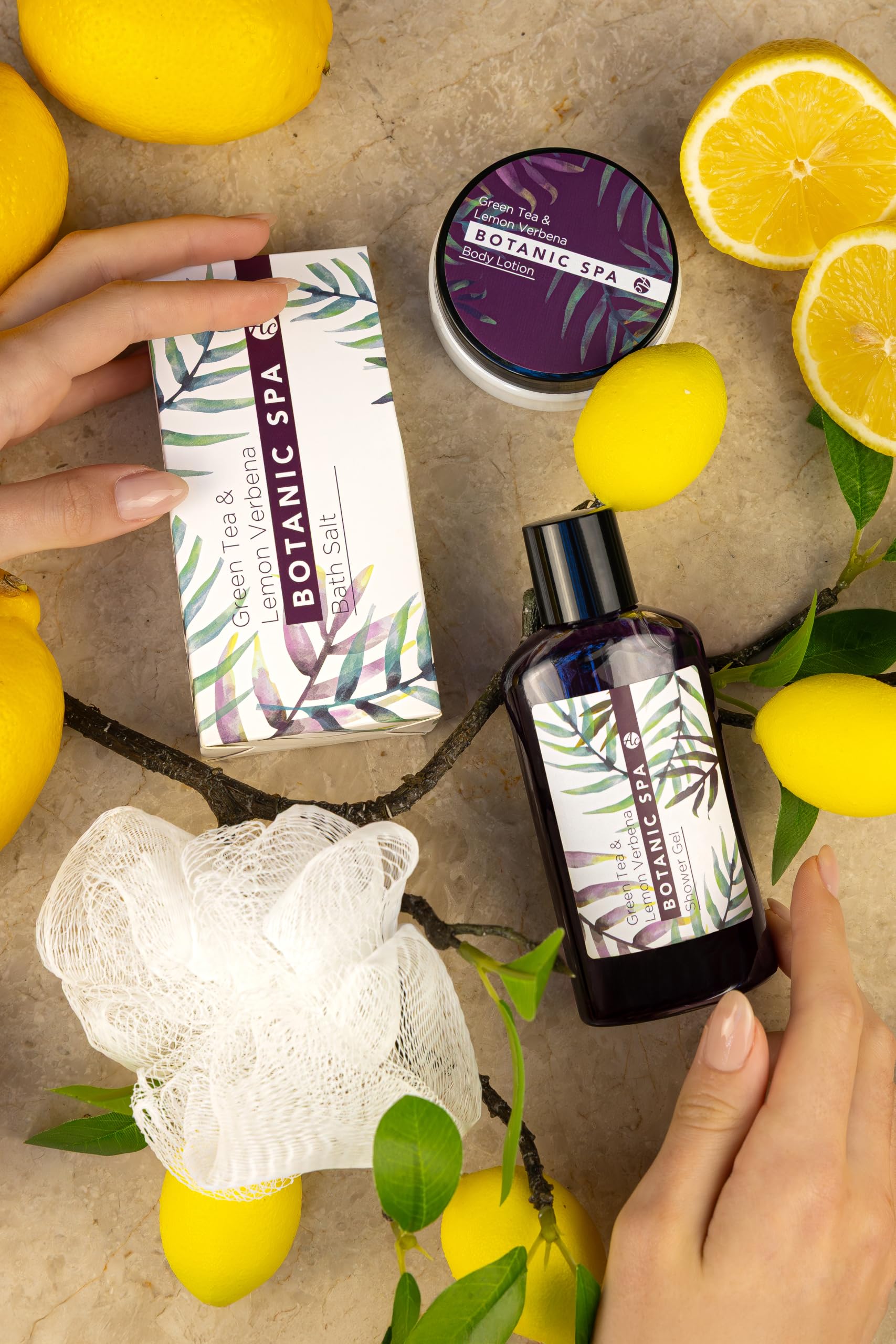 Accentra - Set de bain femme Botanic SPA dans corbeille - Kit soins 4 pcs avec gel douche, sel de bain, lotion pour corps & éponge maillée - Ensemble cadeau Wellness pour anniversaire, Saint-Valentin