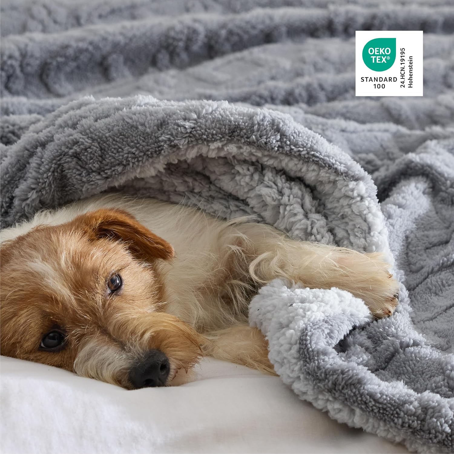 Bedsure Sherpa Queen Size Blanket for Bed - Fleece Soft Fluffy & Cozy Cable Jacquard Tufted Throw Blankets for Women Gift, Thick Warm for Winter and All Seasons, Grey, 90x90 Inches - Image 6