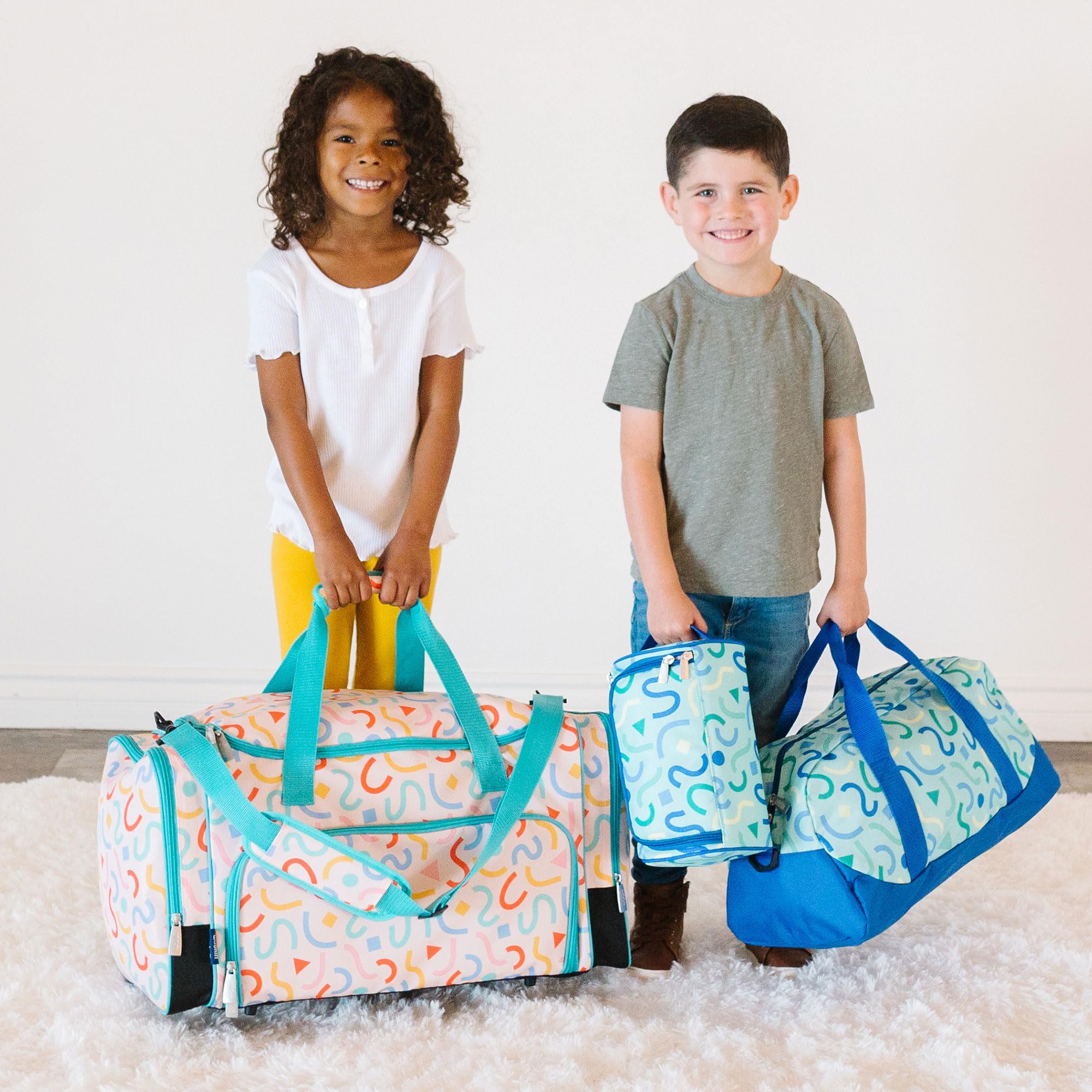 Wildkin Neceser para niños y niñas, ideal para la escuela, fin de semana o viajes nocturnos, Azul (Confetti Blue), Talla única, Neceser