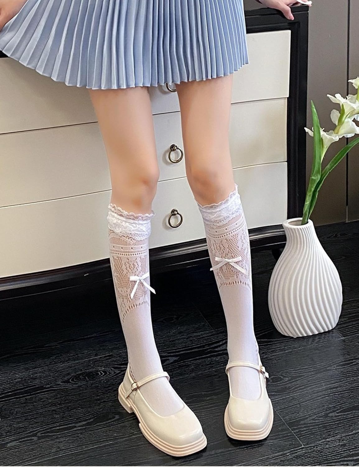 Lace Bow Knee-High Socks | Strachable Breathable Soft