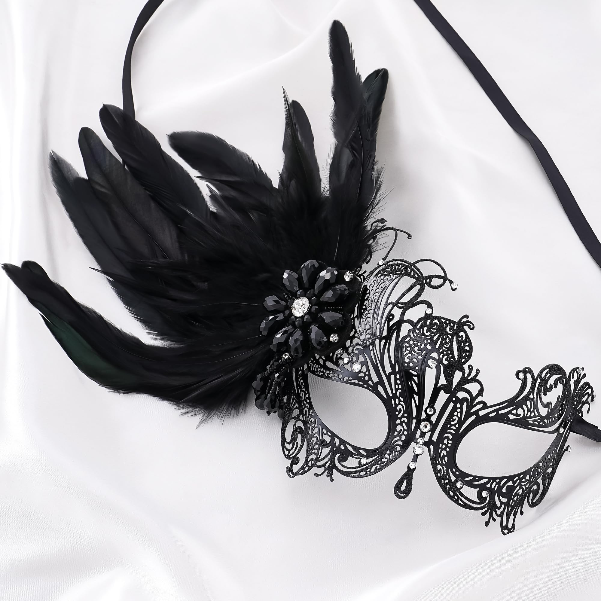 ETOFETE Feather Masquerade Mask for Women Prom Ball Party Black Venetian Mask with Removable Feather Hair Clip for Mardi Gras - Image 3