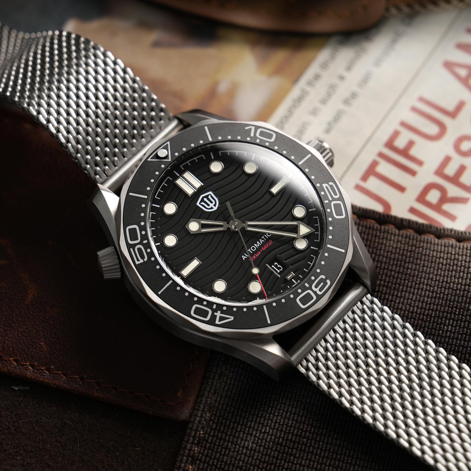 watchdives WD007 39mm Titanium Automatik Taucheruhr für Herren, PT5000 Hochfrequenz Mechanisches Uhrwerk, Grad 2 Titangehäuse, Top Hat Saphirglas, 200M Wasserdicht, BGW9 Leuchtende Militär Taucheruhr