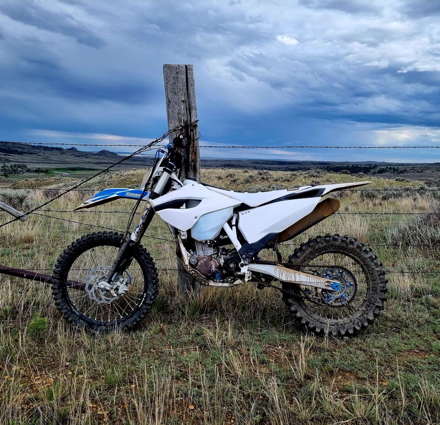 Freedom with an Open Visor: A personal journey through storms of silence, integrity, and freedom.